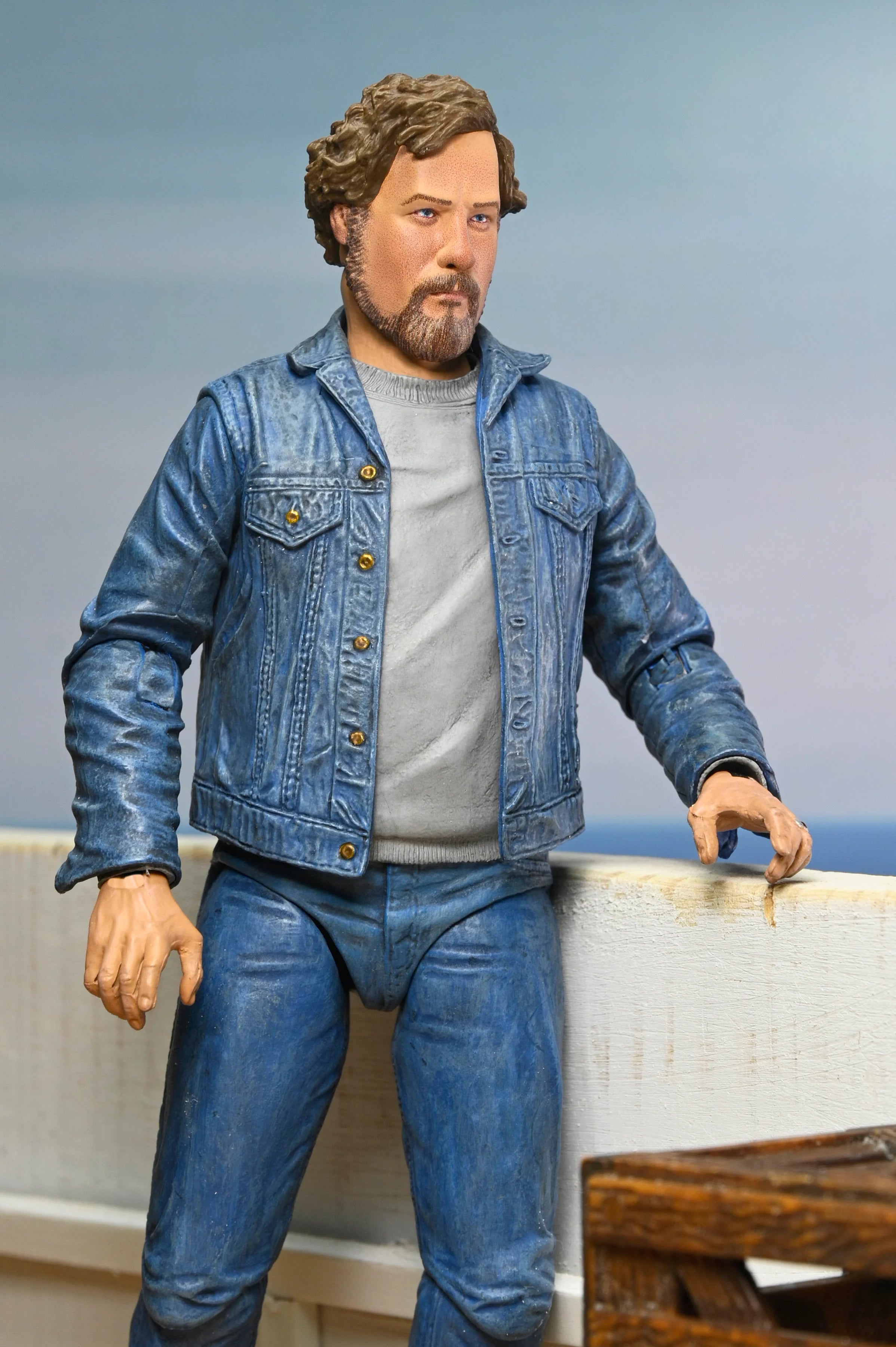 NECA - Jaws - 50th Anniversary Ultimate Matt Hooper (Amity Arrival) 7" Scale Action Figure