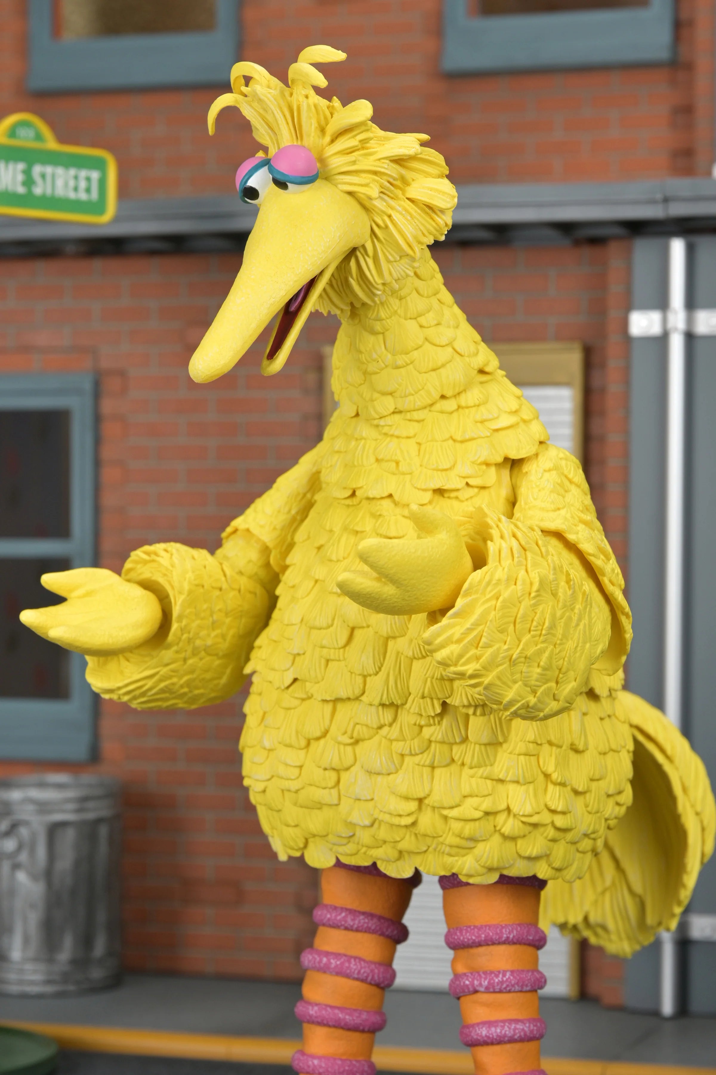 NECA - Sesame Street - Ultimate Big Bird 7" Scale Action Figure (Pre-Order Ships June 2026)