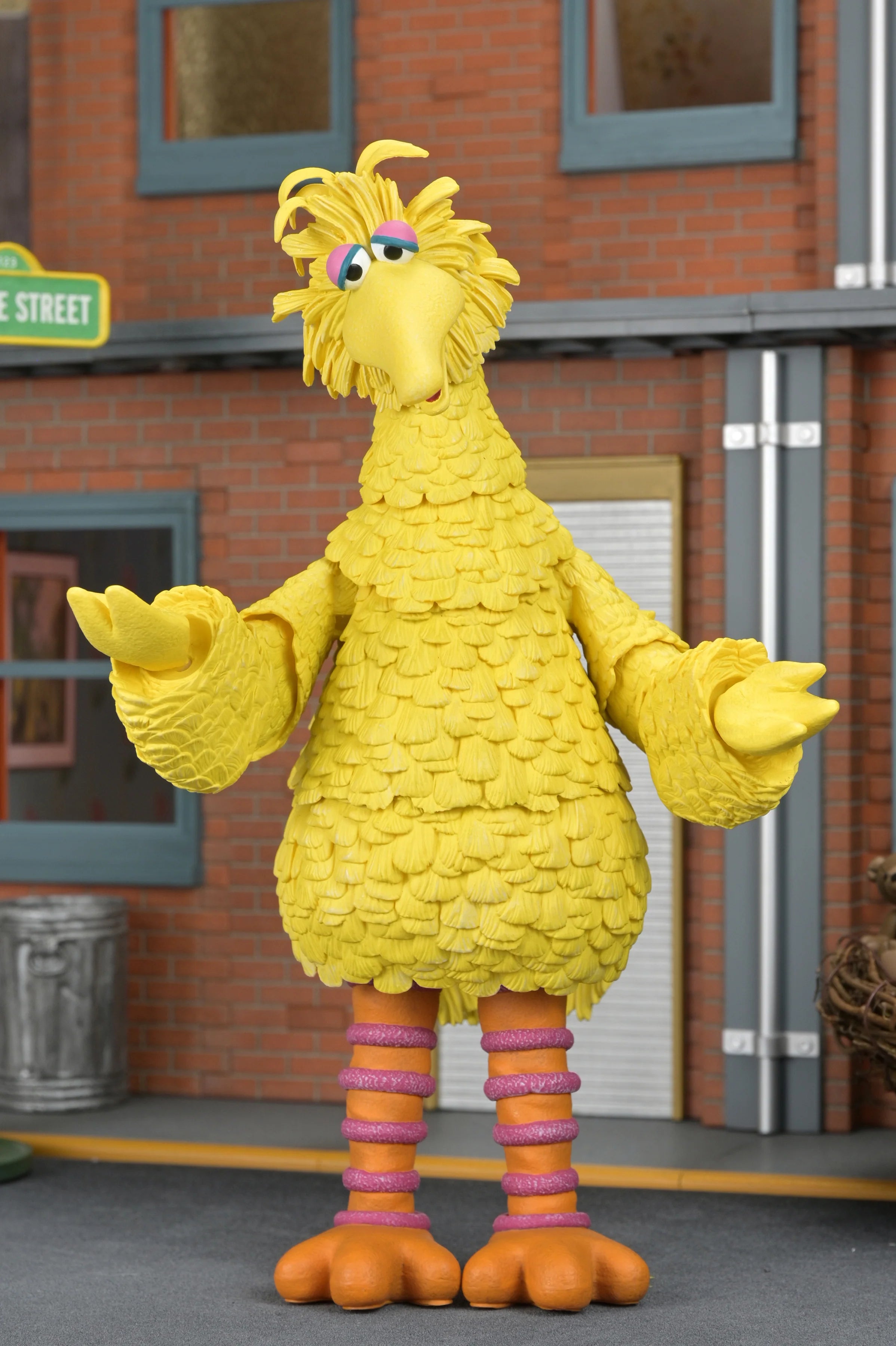 NECA - Sesame Street - Ultimate Big Bird 7" Scale Action Figure (Pre-Order Ships June 2026)