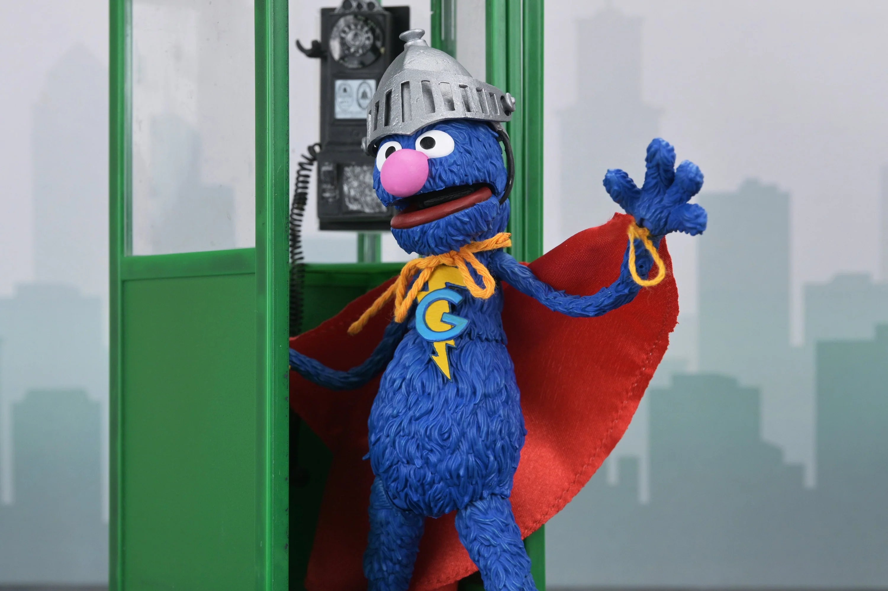 Damaged Package - NECA - Sesame Street - Ultimate Super Grover 7" Scale Action Figure