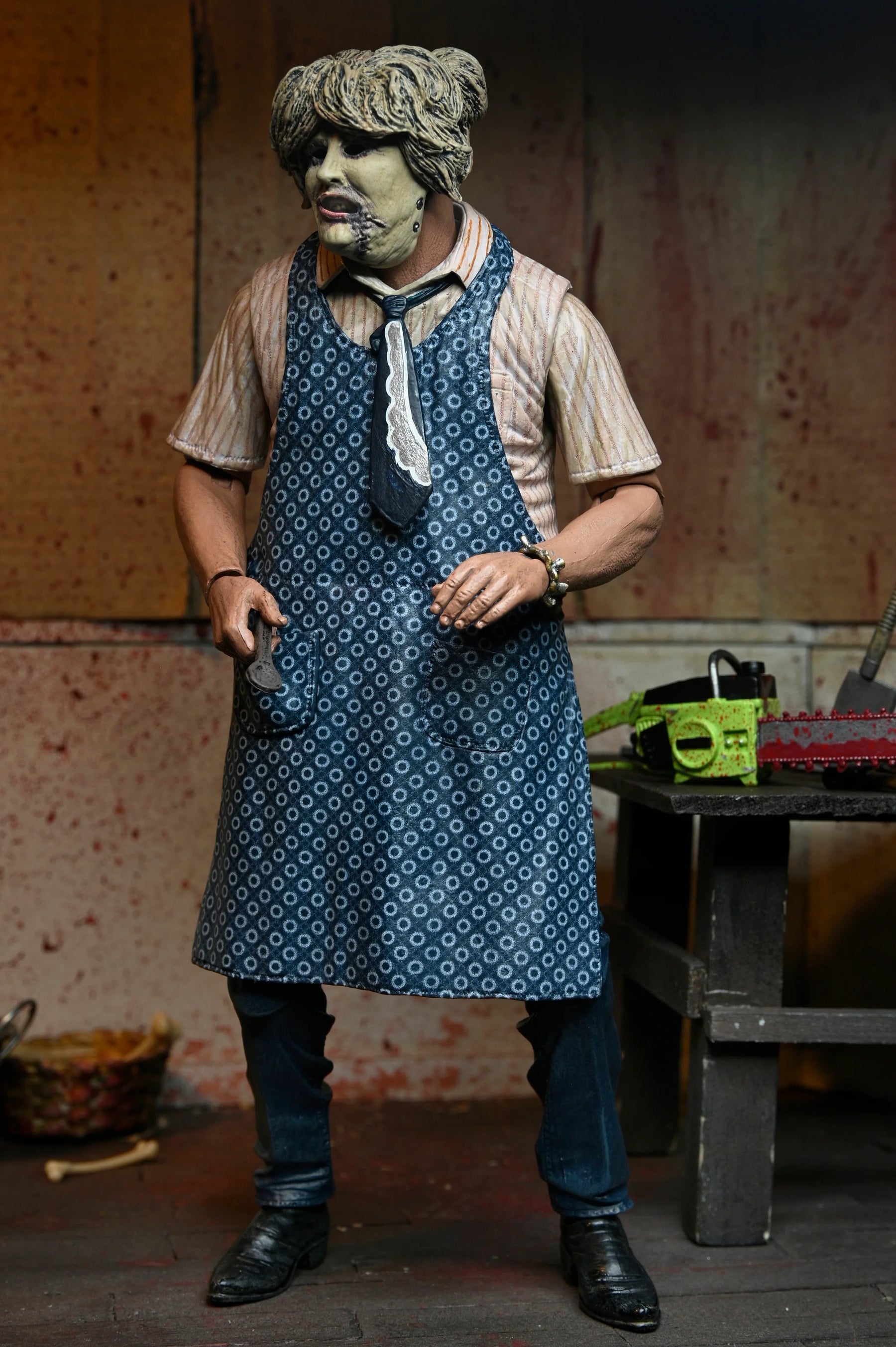 NECA - Texas Chainsaw Massacre - 50th Anniversary Ultimate Leatherface 7" Scale Action Figure (Pre-Order Ships April 2025)