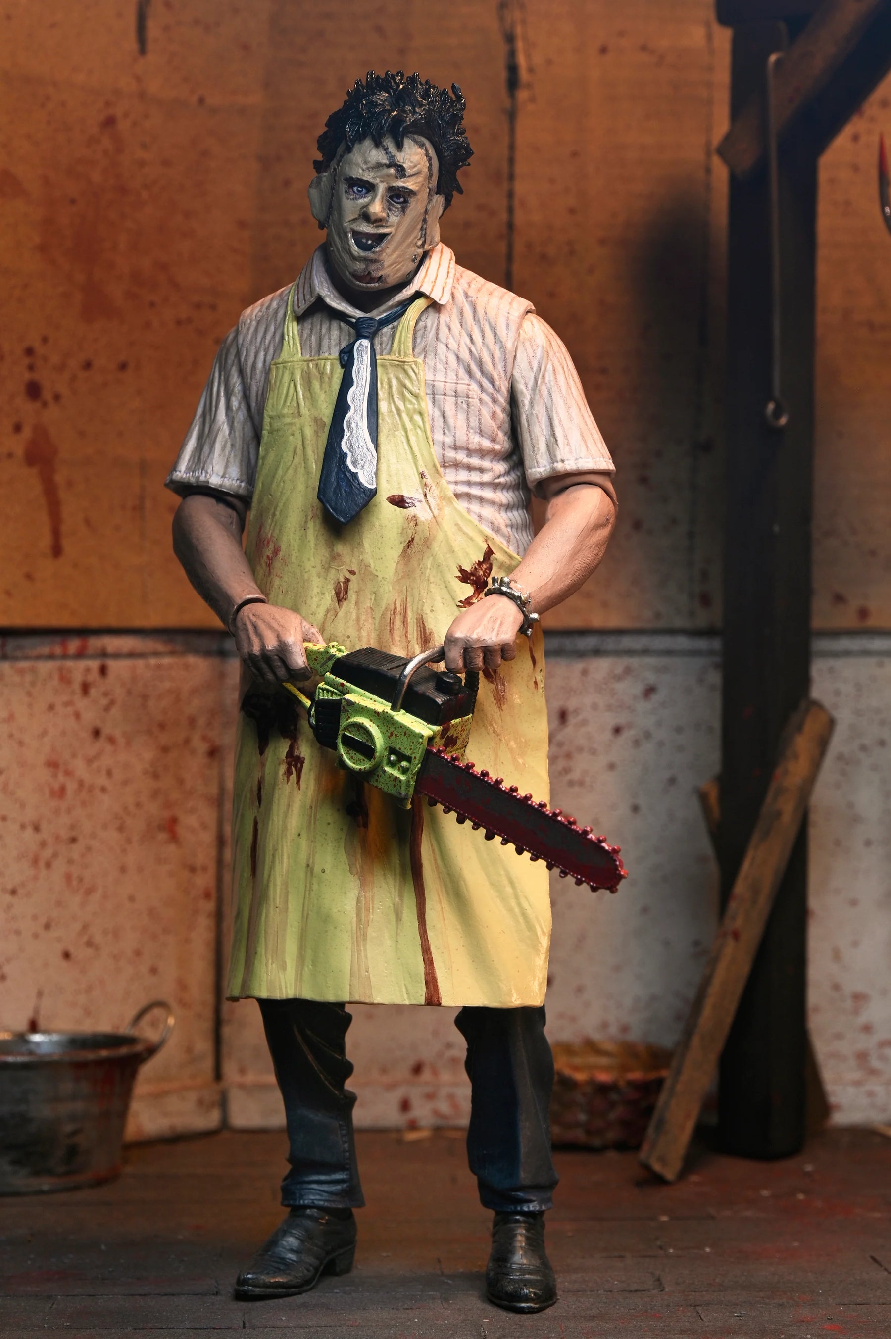 NECA - Texas Chainsaw Massacre - 50th Anniversary Ultimate Leatherface 7" Scale Action Figure (Pre-Order Ships April 2025)