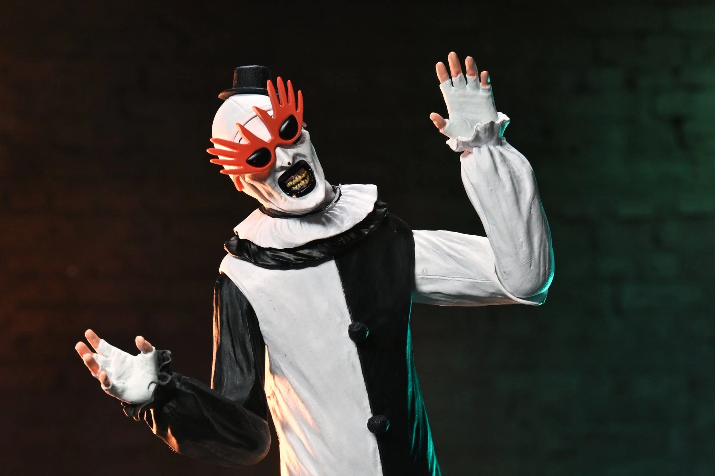 NECA - Terrifier 2 - Ultimate Art the Clown & The Little Pale Girl 7" Scale Action Figure 2-Pack (Pre-Order Ships September 2026)