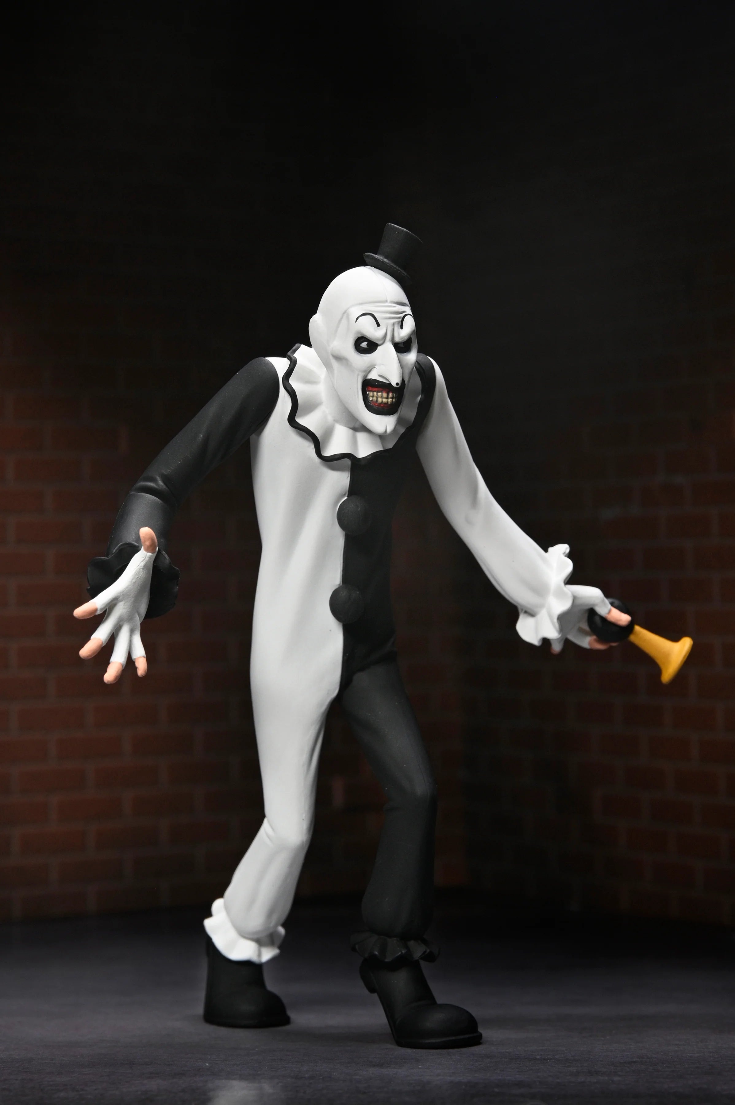 NECA - Toony Terrors - Terrifier: Art the Clown 6" Action Figure