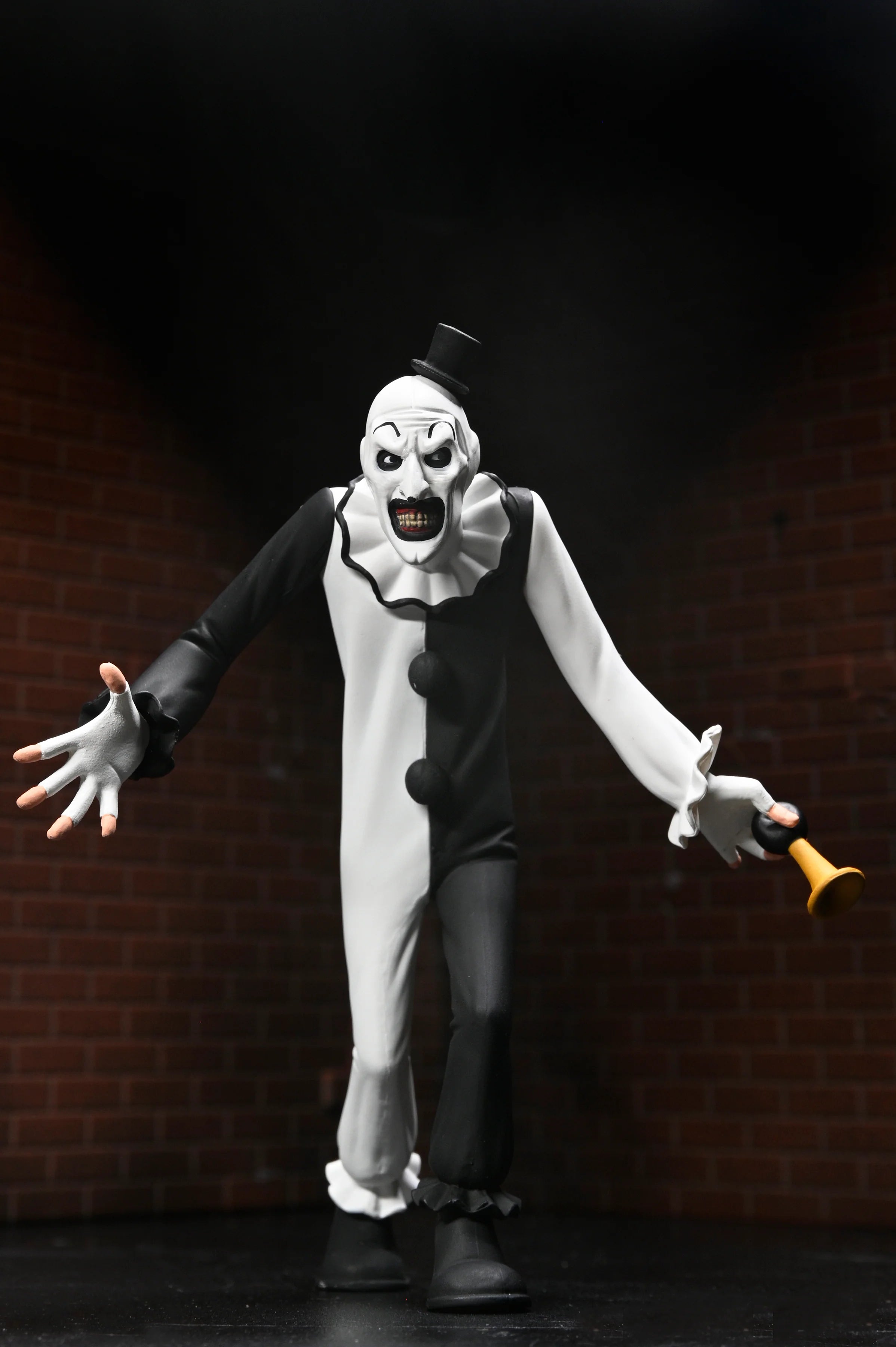 NECA - Toony Terrors - Terrifier: Art the Clown 6" Action Figure