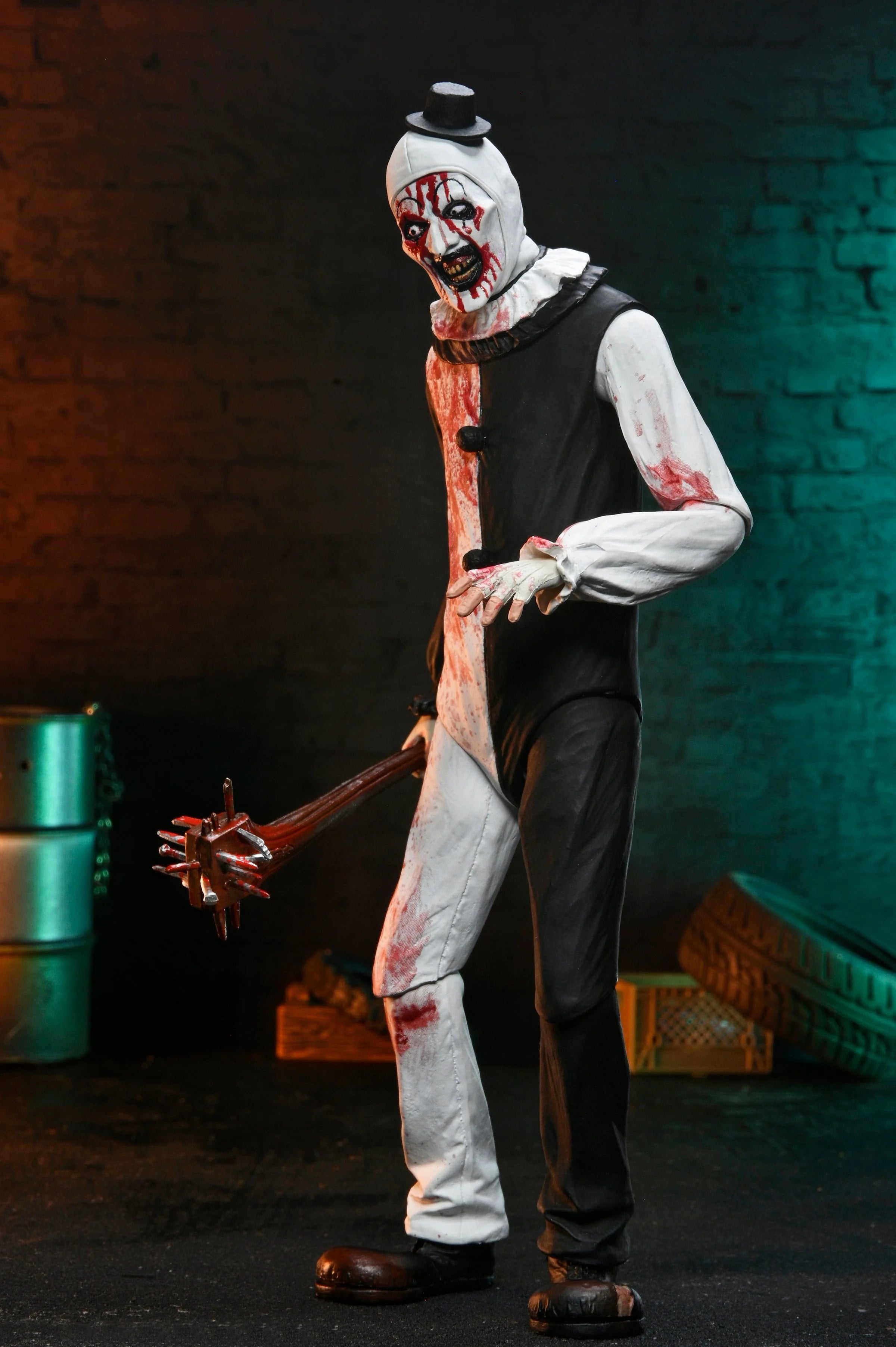 NECA - Terrifier - Ultimate Art the Clown (Blood Splattered) 7" Scale Action Figure
