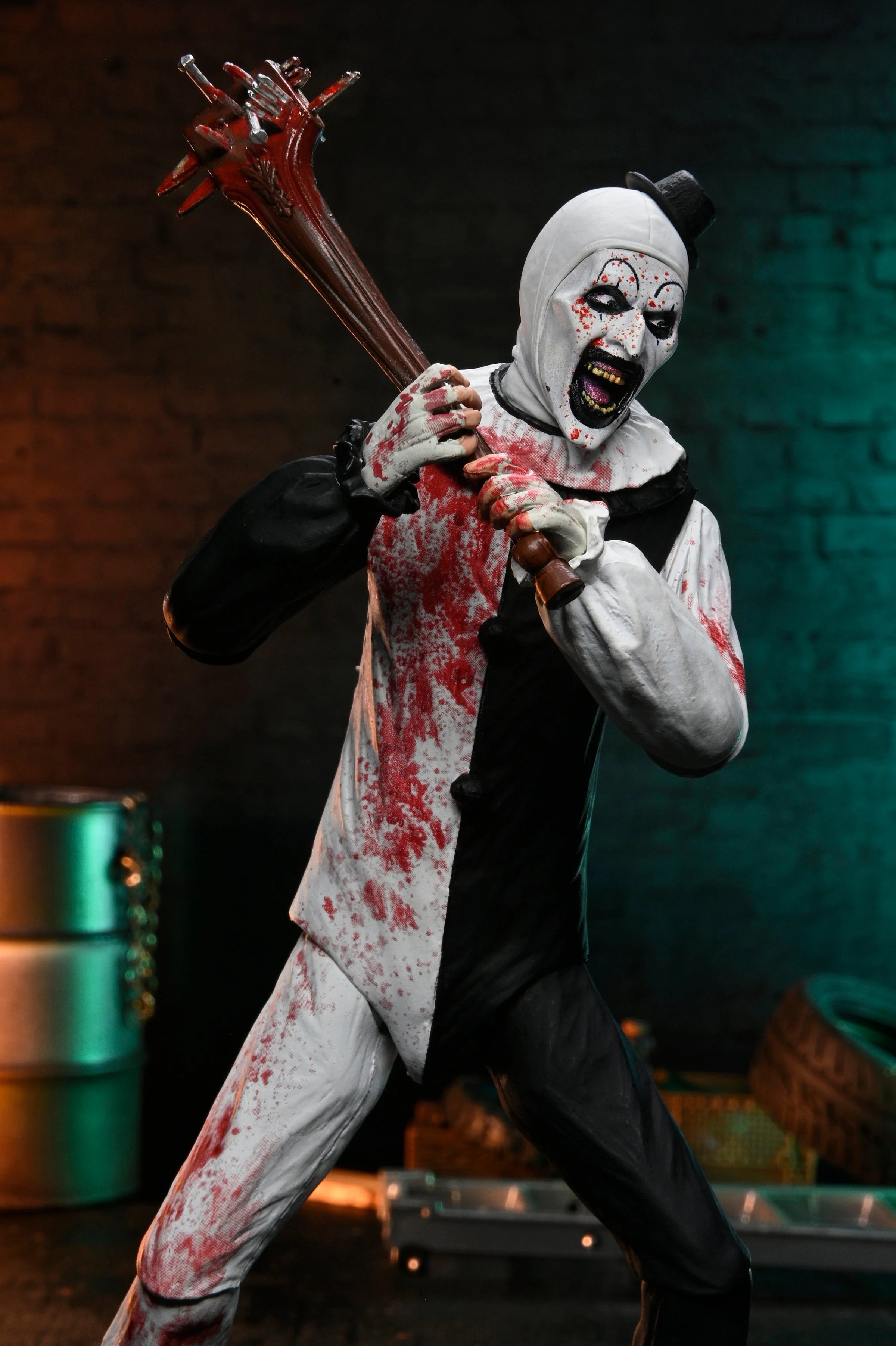 NECA - Terrifier - Ultimate Art the Clown (Blood Splattered) 7" Scale Action Figure