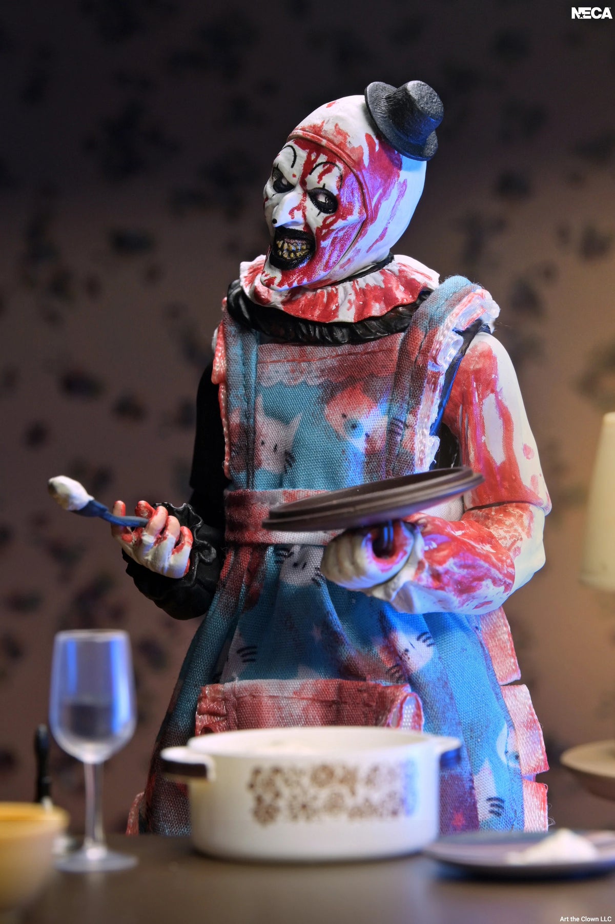 NECA - Terrifier 2 - Ultimate Thanksgiving Art the Clown 7" Scale Action Figure