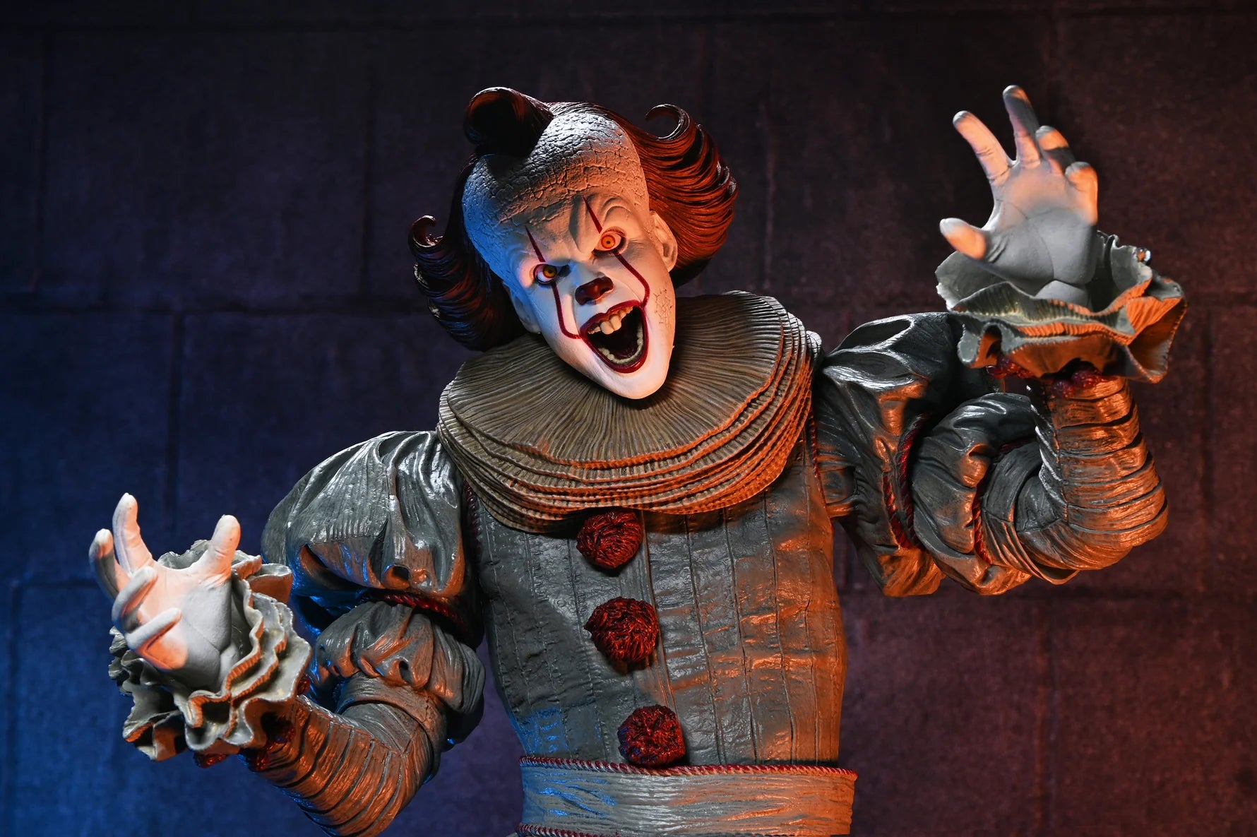 NECA - IT: Welcome to Derry - Pennywise 1/4 Scale Action Figure