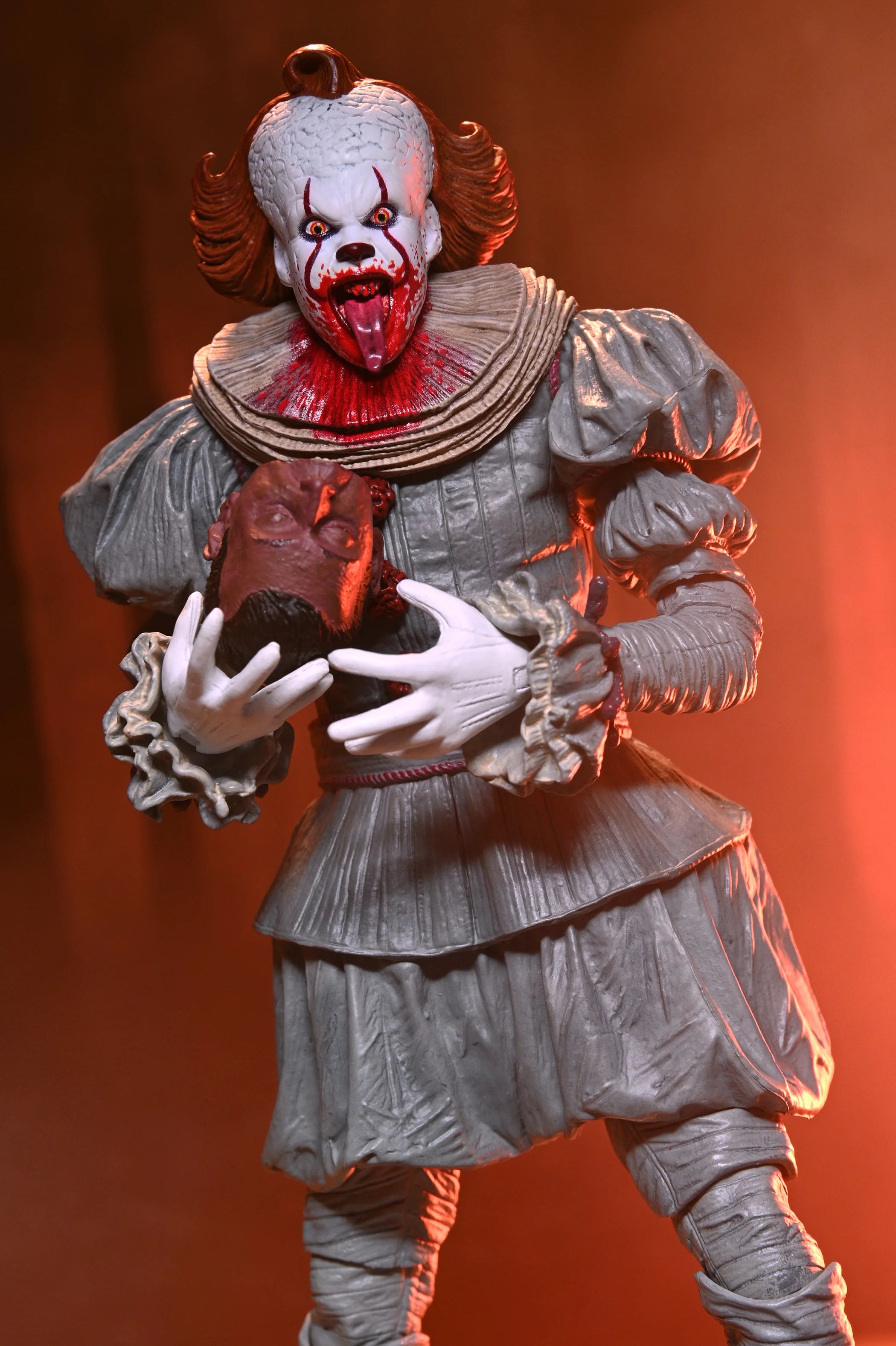 NECA - IT: Welcome to Derry - Ultimate Pennywise 7" Scale Action Figure