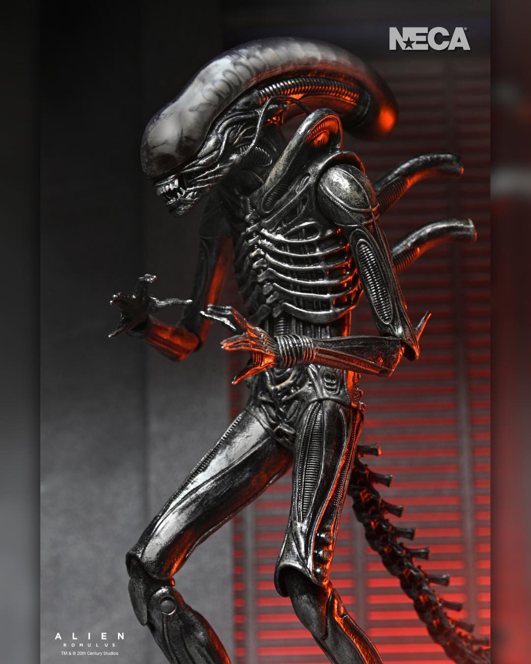 NECA - Alien: Romulus - Ultimate Xenomorph XX121 7" Scale Action Figure