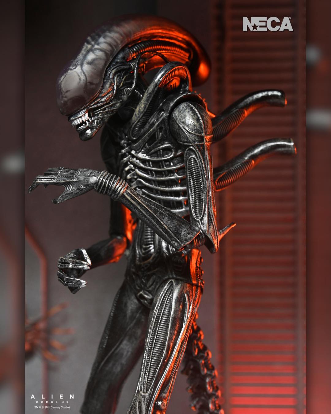NECA - Alien: Romulus - Ultimate Xenomorph XX121 7" Scale Action Figure