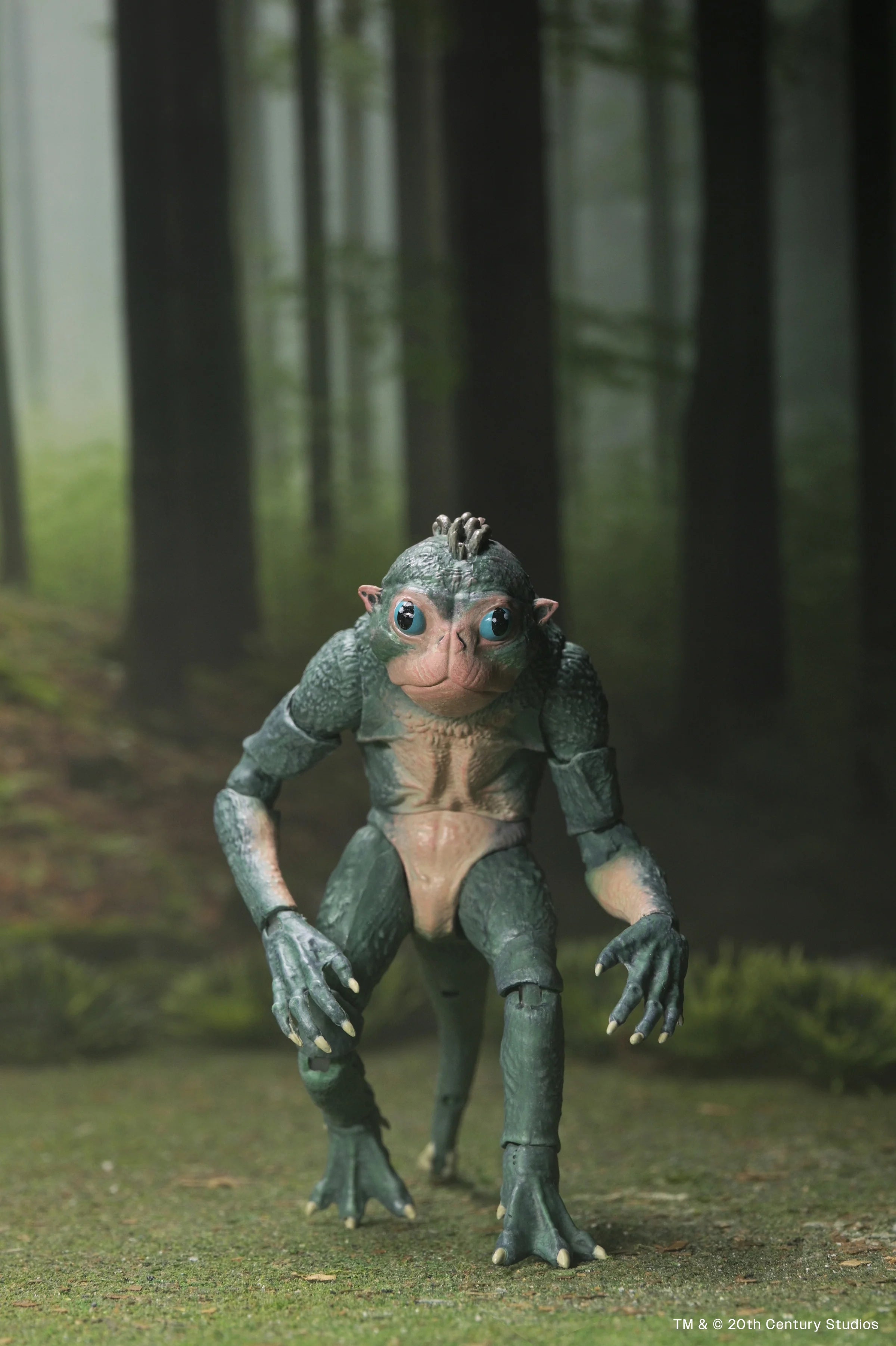 NECA - Predator: Badlands - Ultimate Thia & Bud 7" Scale Action Figures (Pre-Order Ships September 2026)