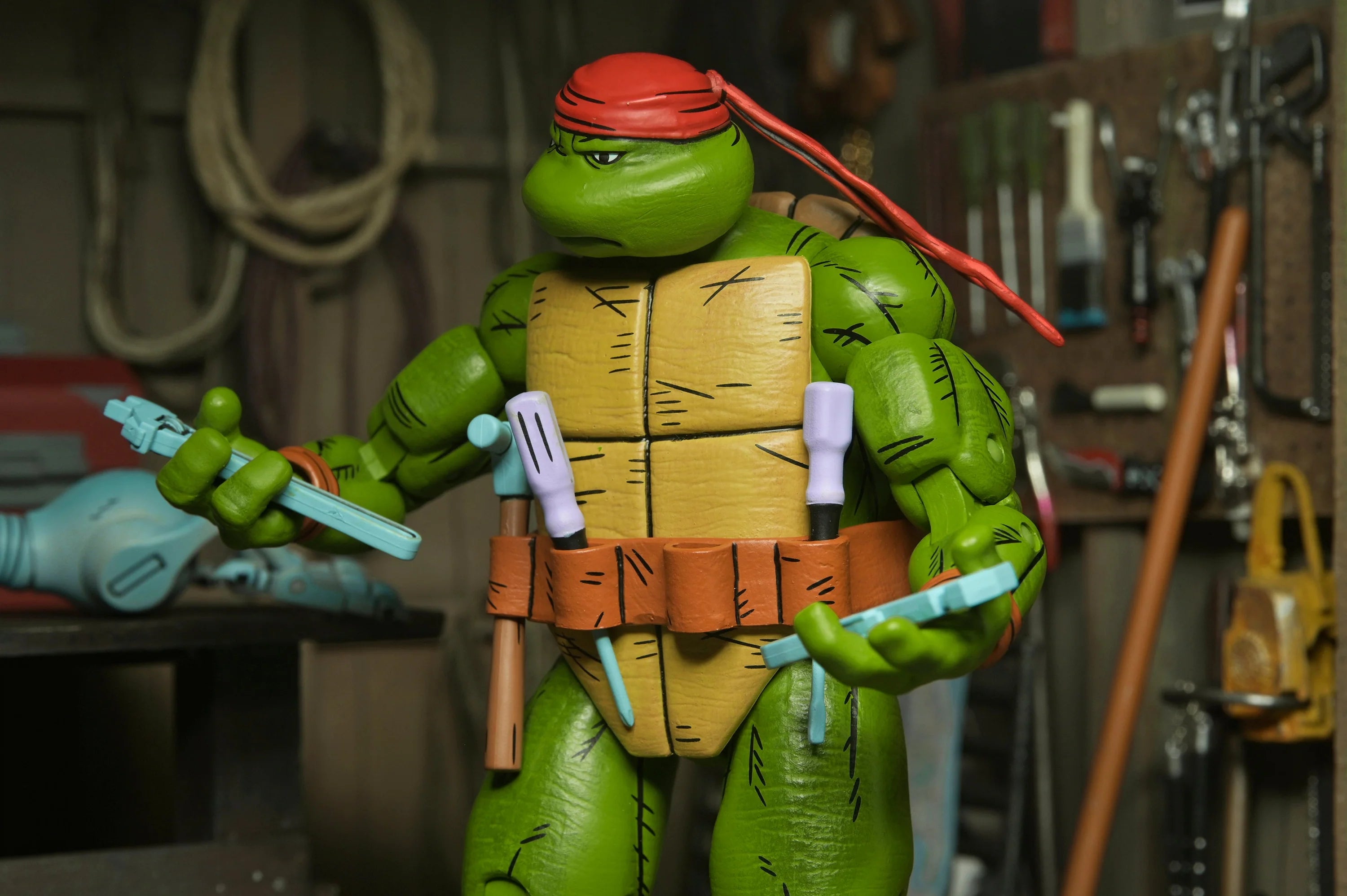 NECA - TMNT: Mirage Comics - Handyman Donatello 7" Scale Action Figure