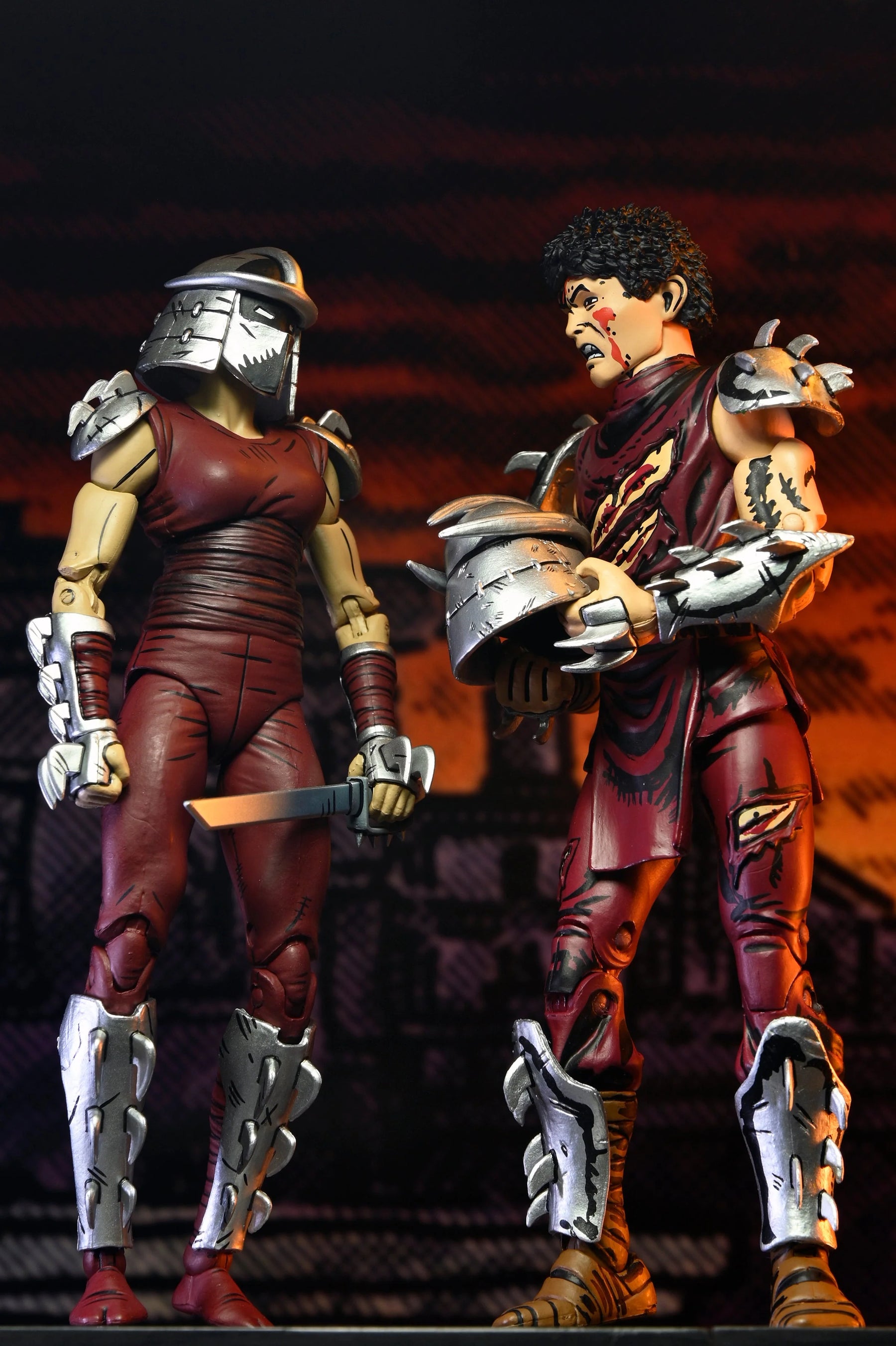NECA - TMNT: Mirage Comics - Battle-Damaged Shredder (Classic Colors) 7" Scale Action Figure