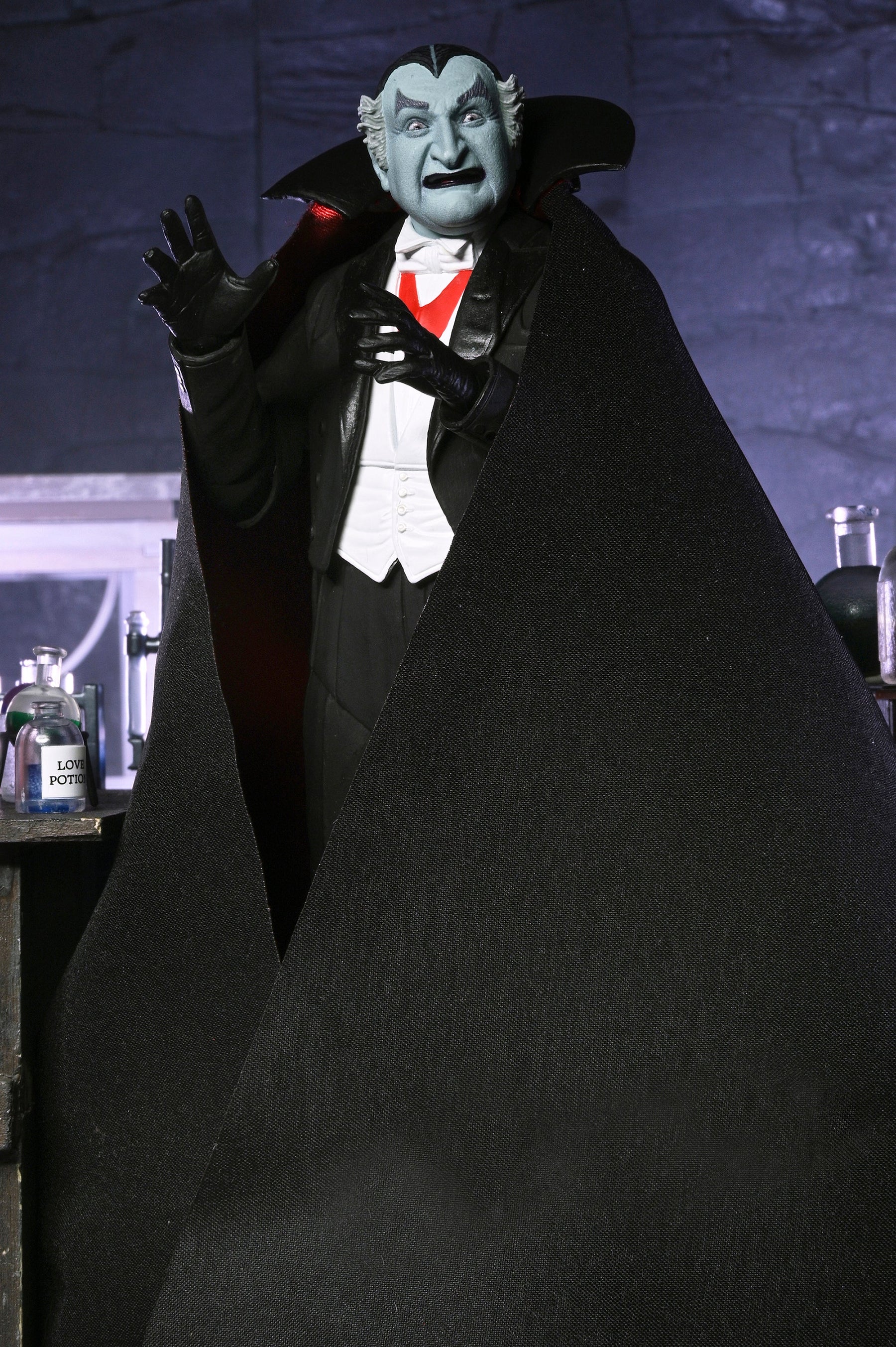 NECA - The Munsters (TV Series) - Ultimate Grandpa & Herman Munster 7" Scale Action Figure Bundle (Pre-Order Ships February 2026)