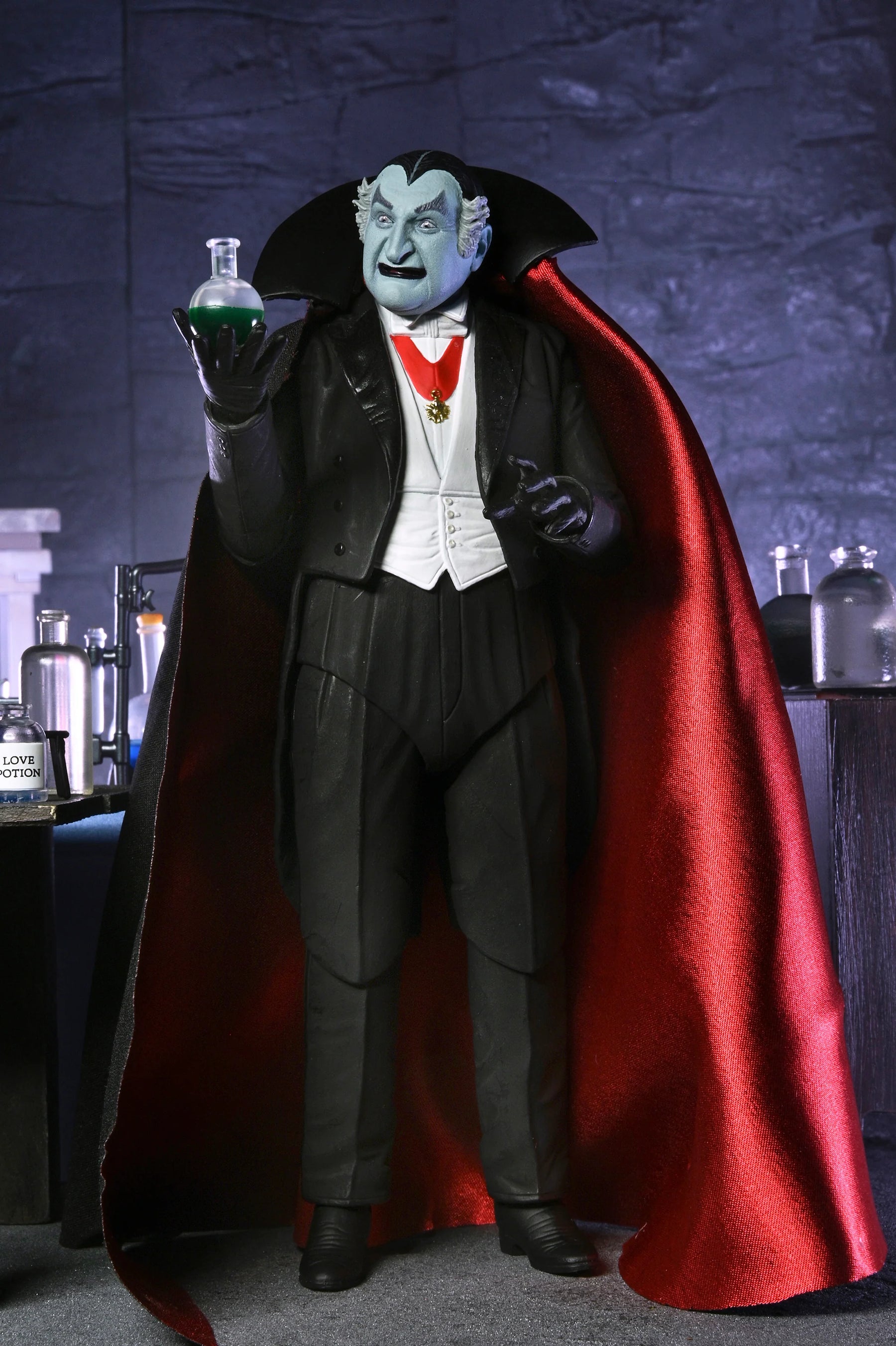 NECA - The Munsters (TV Series) - Ultimate Grandpa & Herman Munster 7" Scale Action Figure Bundle (Pre-Order Ships February 2026)