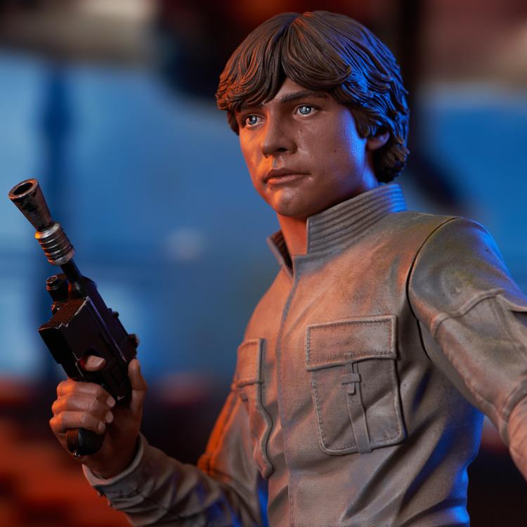 DIAMOND SELECT - Star Wars: The Empire Strikes Back Luke Skywalker 1/6 Scale Limited Edition Bust