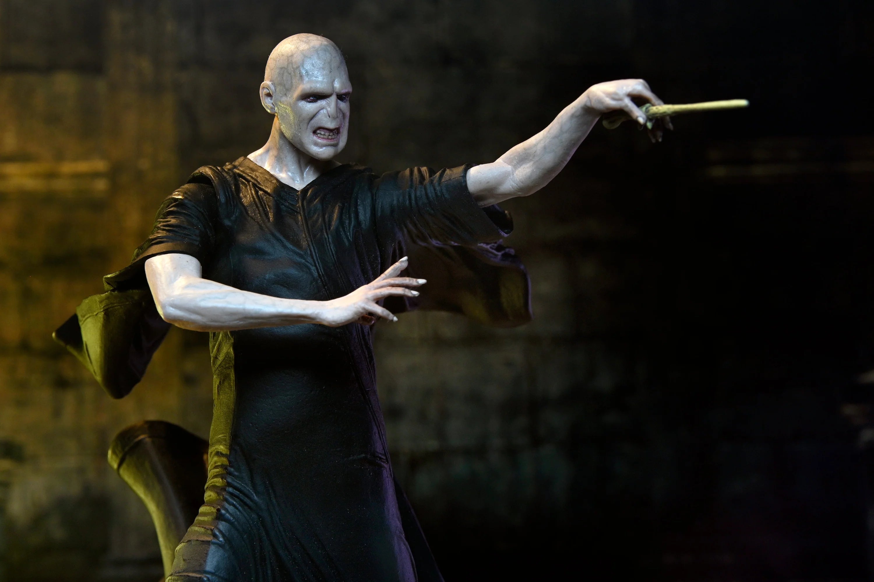 NECA Harry Potter Legacy Collection Voldemort 7-inch scale action figure