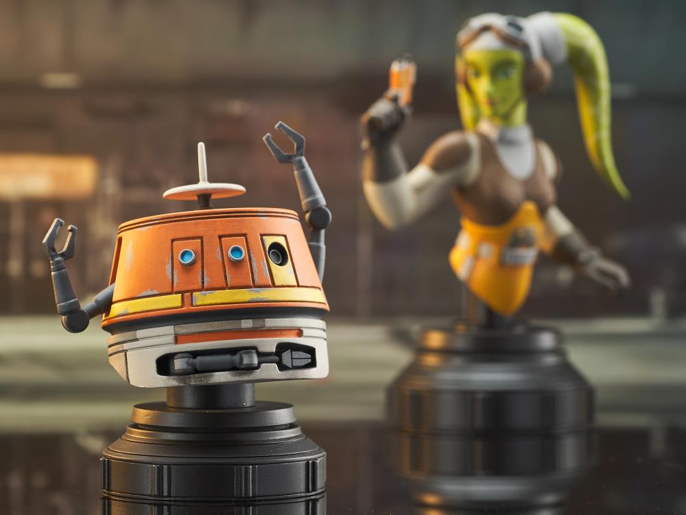 DIAMOND SELECT - Star Wars Rebels Hera and Chopper 1/7 Scale Limited Edition Bust Set