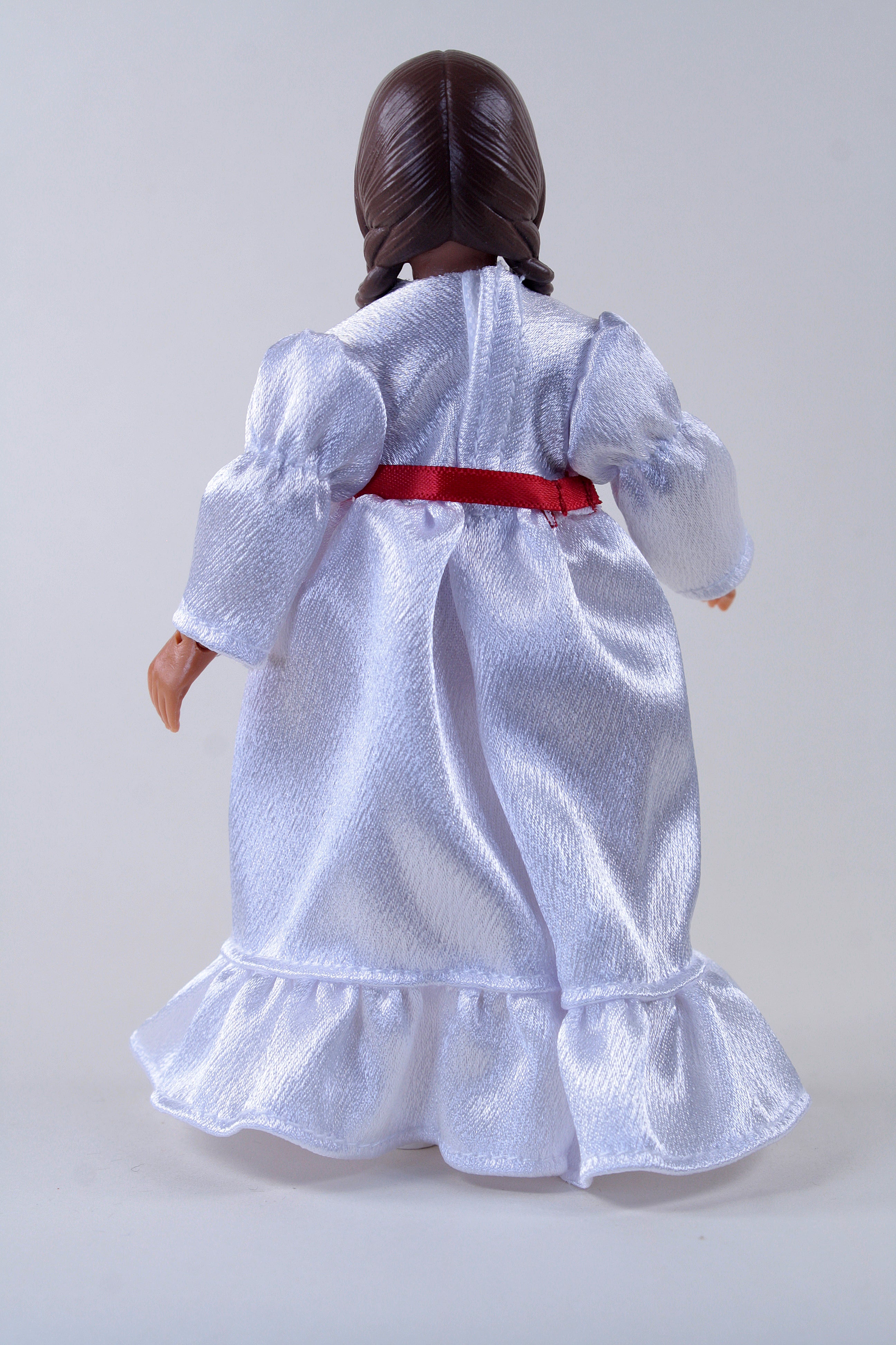 Mego Horror Wave 18 - The Conjuring Universe - Annabelle Comes Home 8" Action Figure