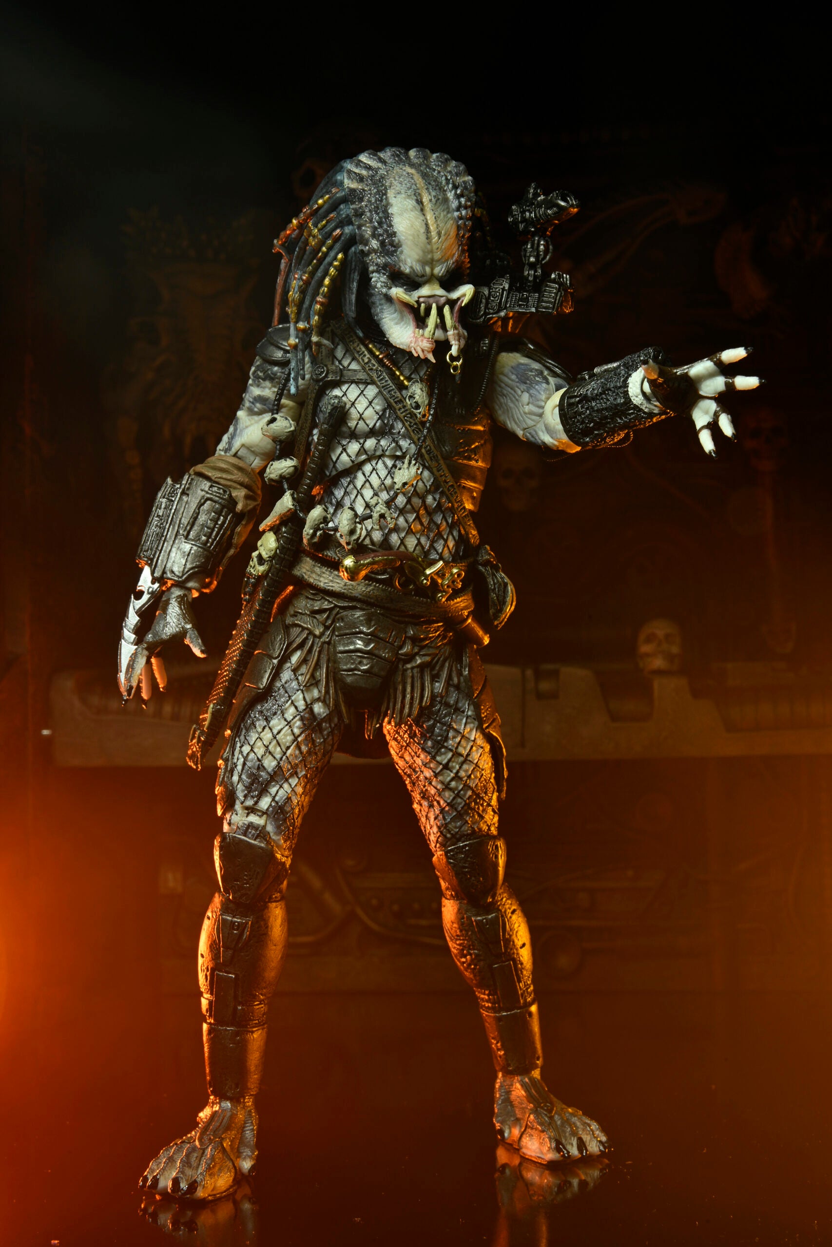 NECA - Predator 2 - Ultimate Elder Predator Action Figure (Pre-Order Ships May 2025)