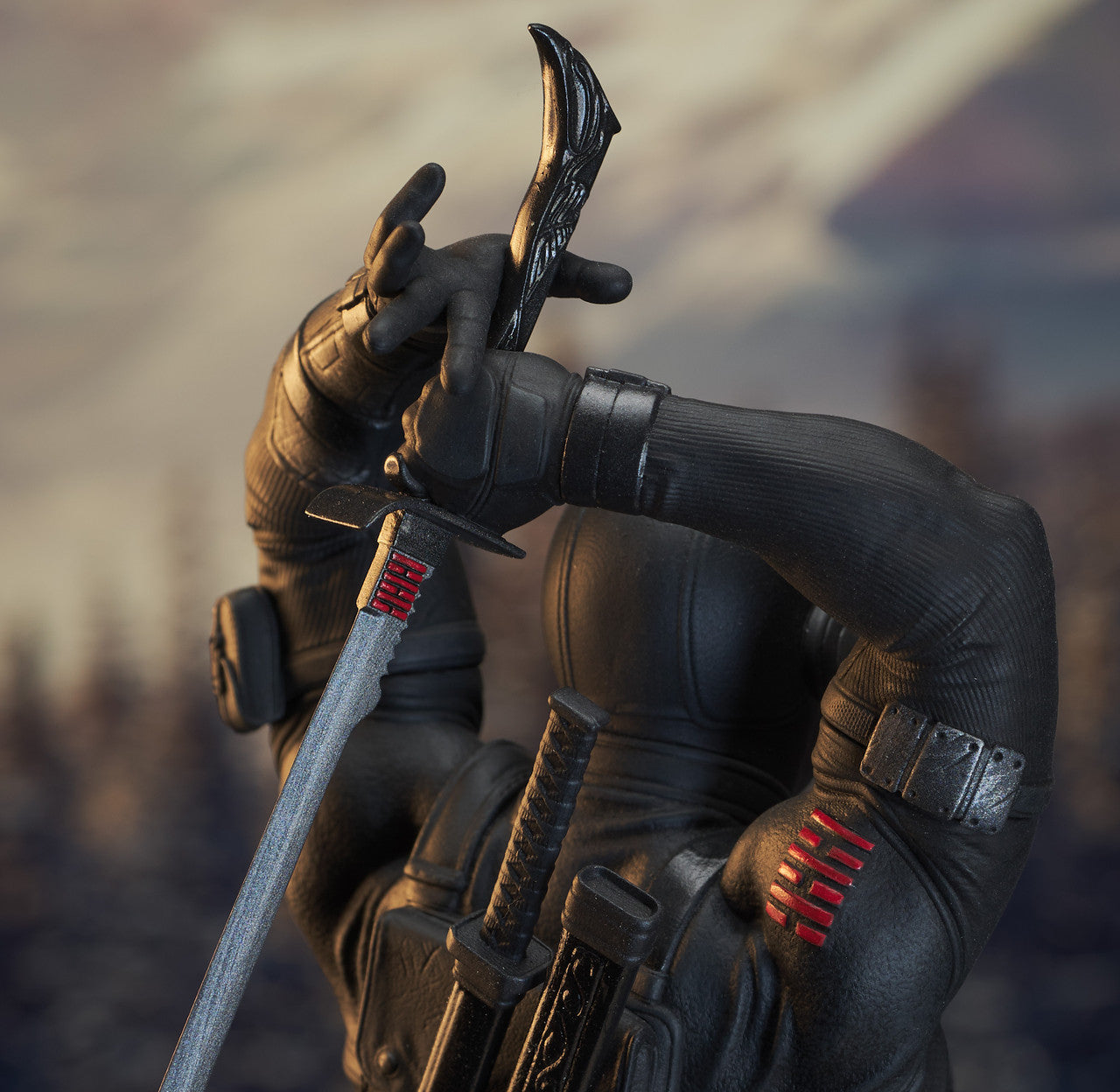 DIAMOND SELECT - G.I. Joe - Snake Eyes & Timber Gallery Diorama