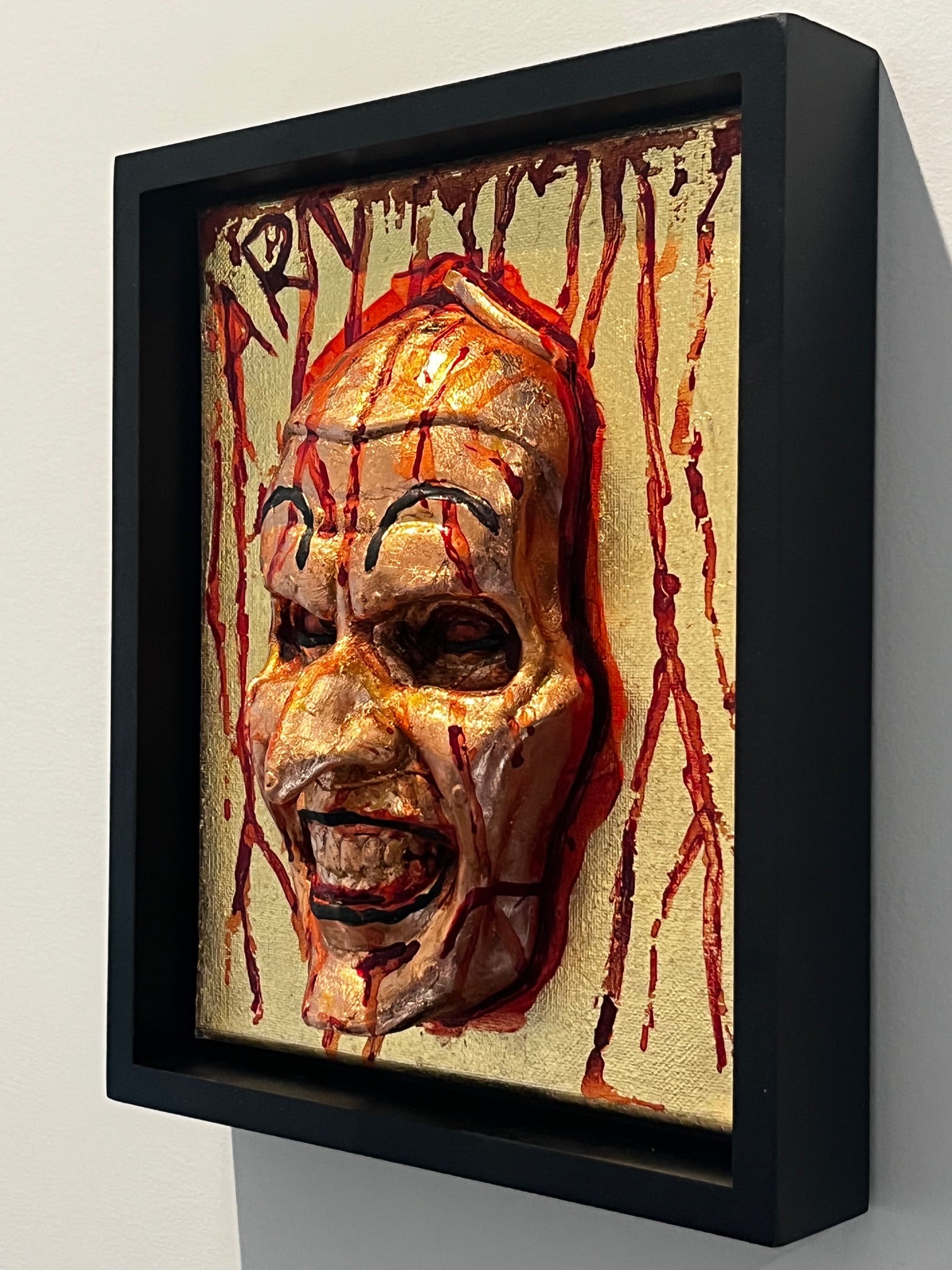 Brentz Dolz Terrifier: Art the Clown (Gold Leaf) 3D Wall Art 8x10