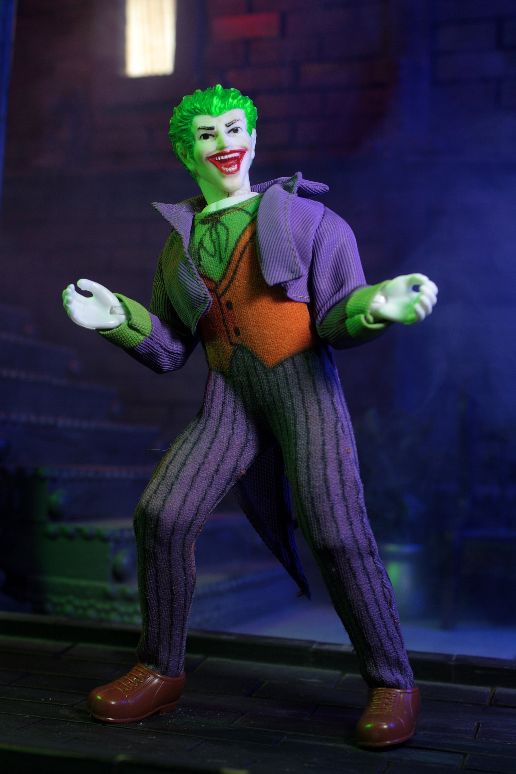 Damaged Package Mego Wave 17 - Joker 50th Anniversary World's Greatest Superheroes (Classic Box) 8" Action Figure