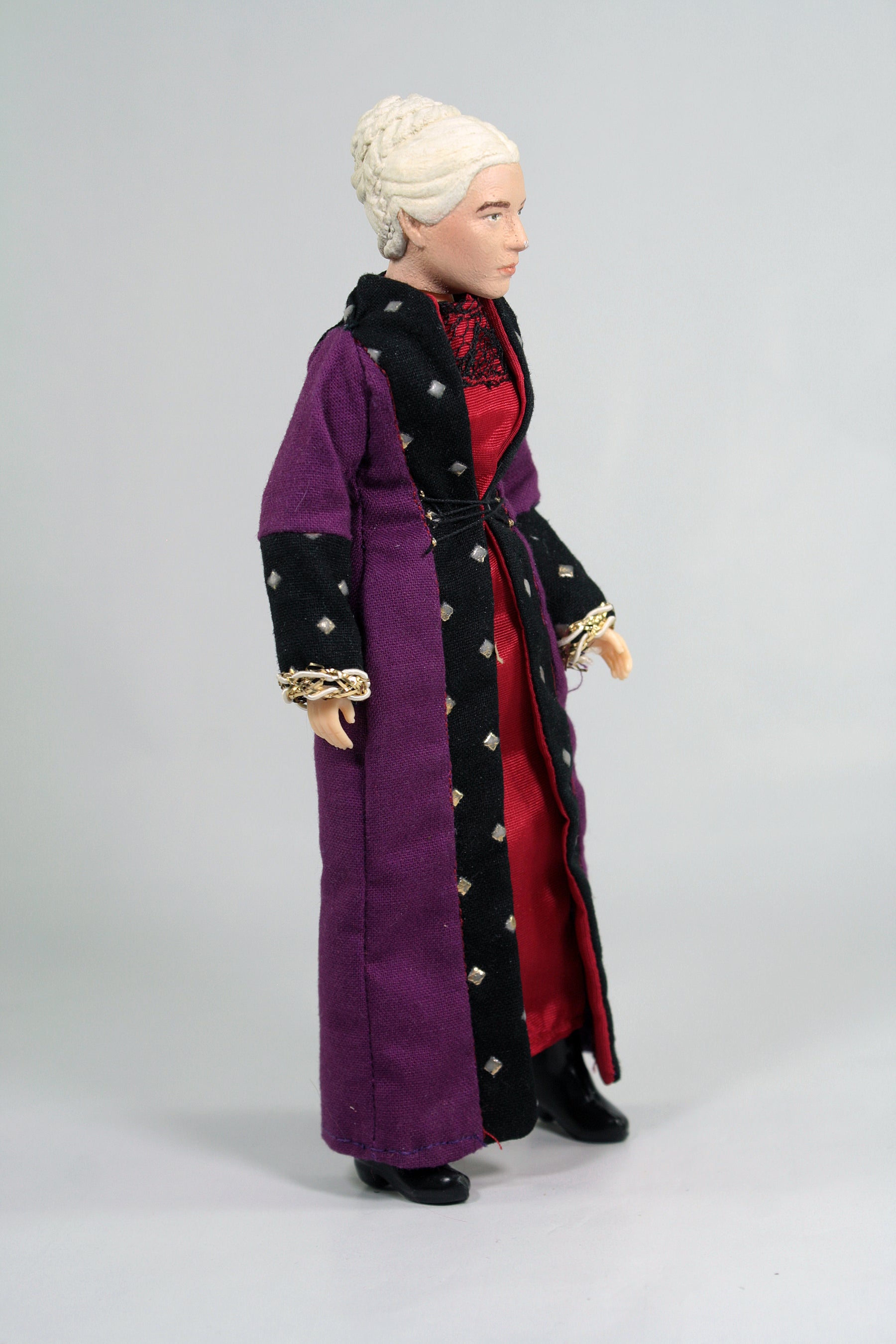 Mego Wave 18 - House of the Dragon - Rhaenyra Targaryen 8" Action Figure