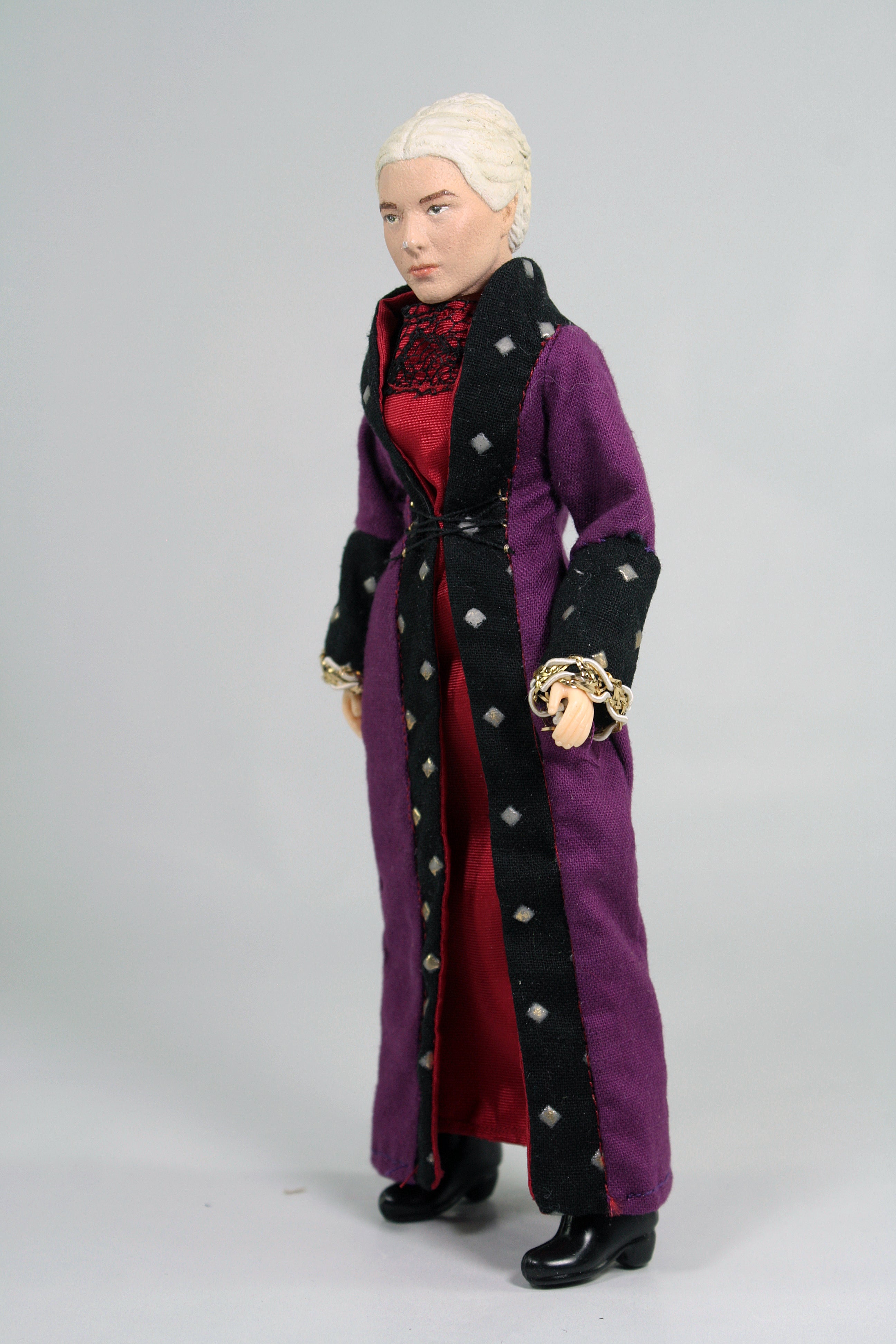 Mego Wave 18 - House of the Dragon - Rhaenyra Targaryen 8" Action Figure