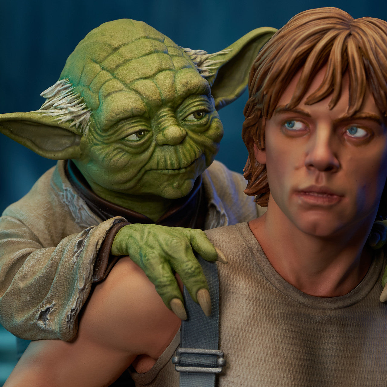 DIAMOND SELECT - Star Wars: The Empire Strikes Back Luke Skywalker with Yoda 1/6 Scale Limited Edition Bust