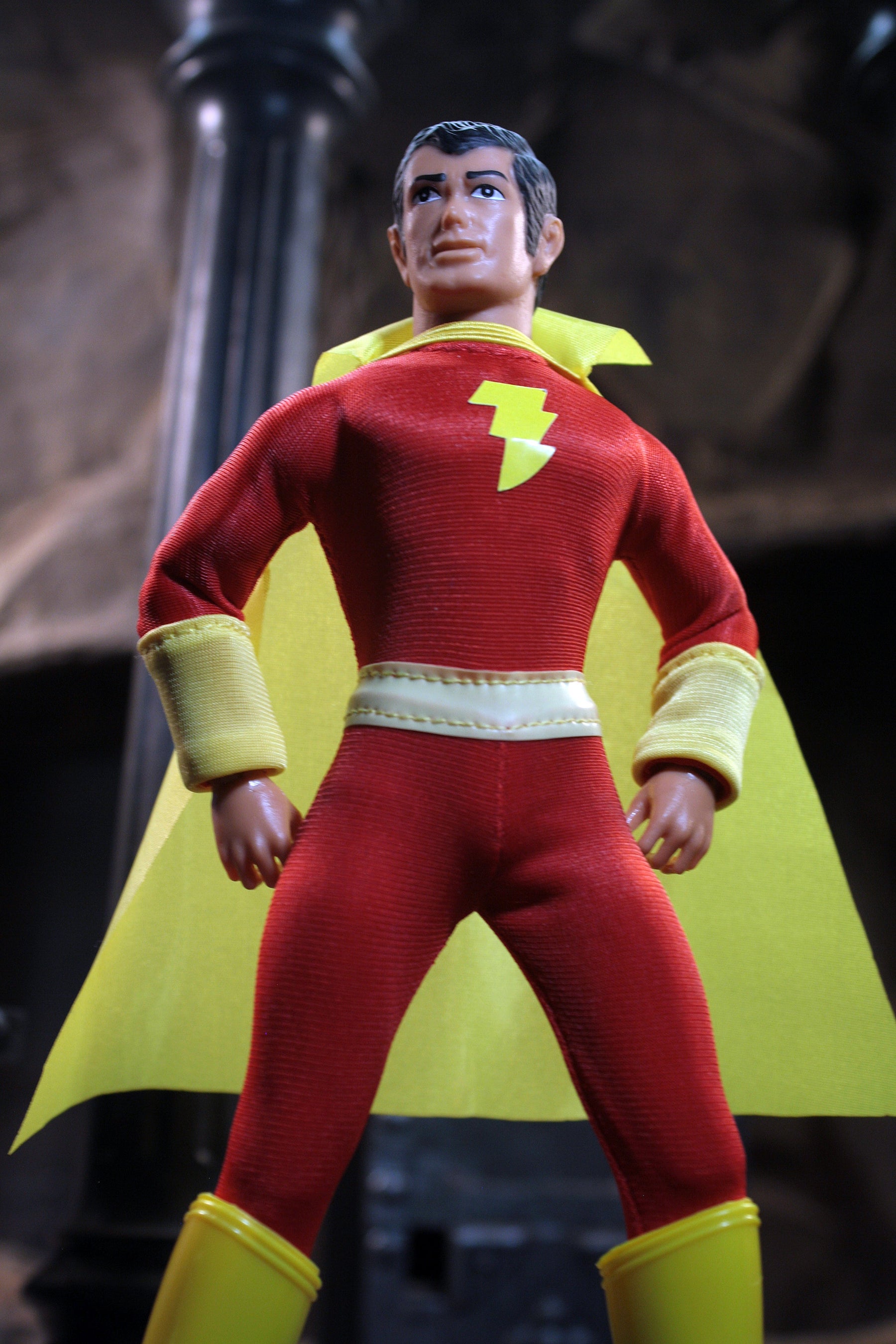 Damaged Package Mego Wave 16 - Shazam 50th Anniversary World's Greatest Superheroes (Classic Box) 8" Action Figure