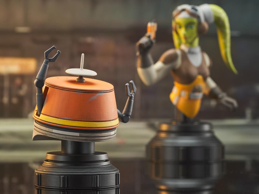 DIAMOND SELECT - Star Wars Rebels Hera and Chopper 1/7 Scale Limited Edition Bust Set