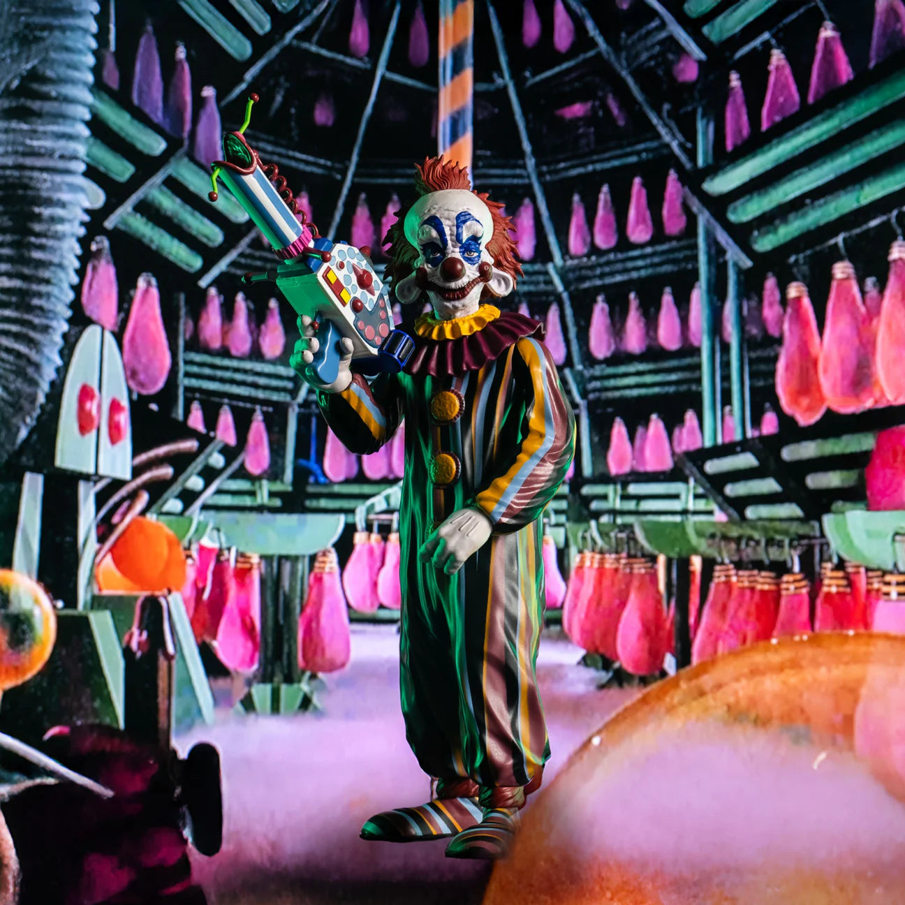 SCREAM GREATS - KILLER KLOWNS FROM OUTER SPACE - RUDY 8" FIGURE