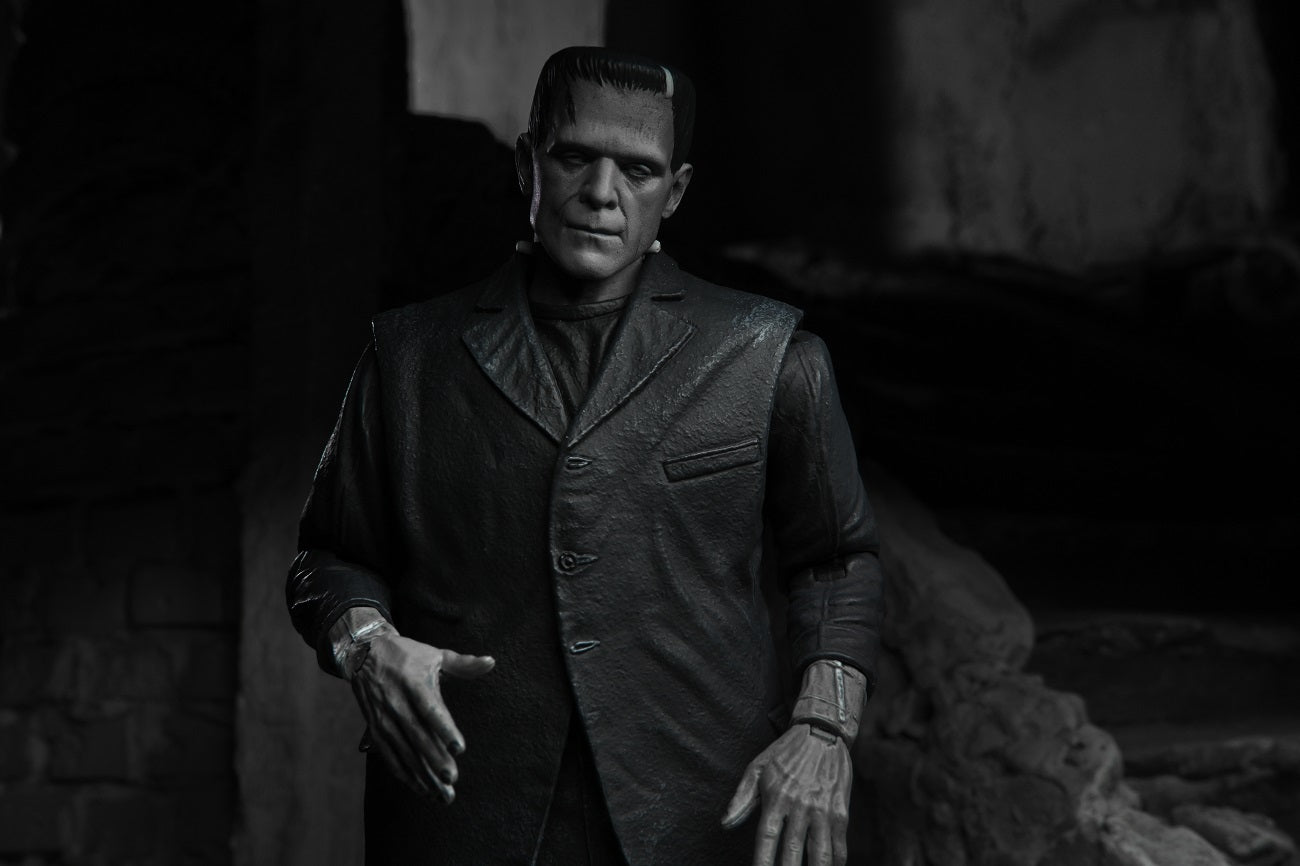 NECA - Universal Monsters - Ultimate Frankenstein's Monster (B&W) 7" Action Figure - Zlc Collectibles