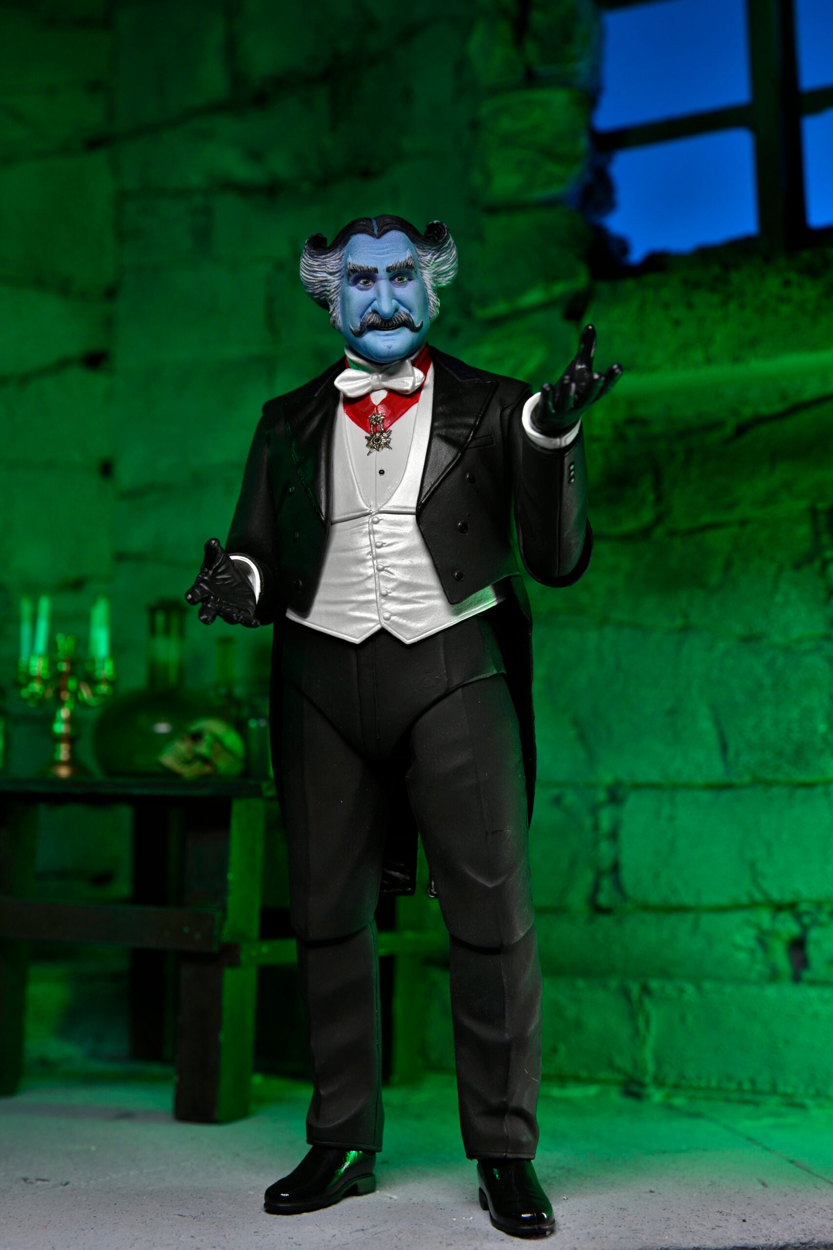 NECA - Rob Zombie’s The Munsters - Ultimate The Count 7" Action Figure