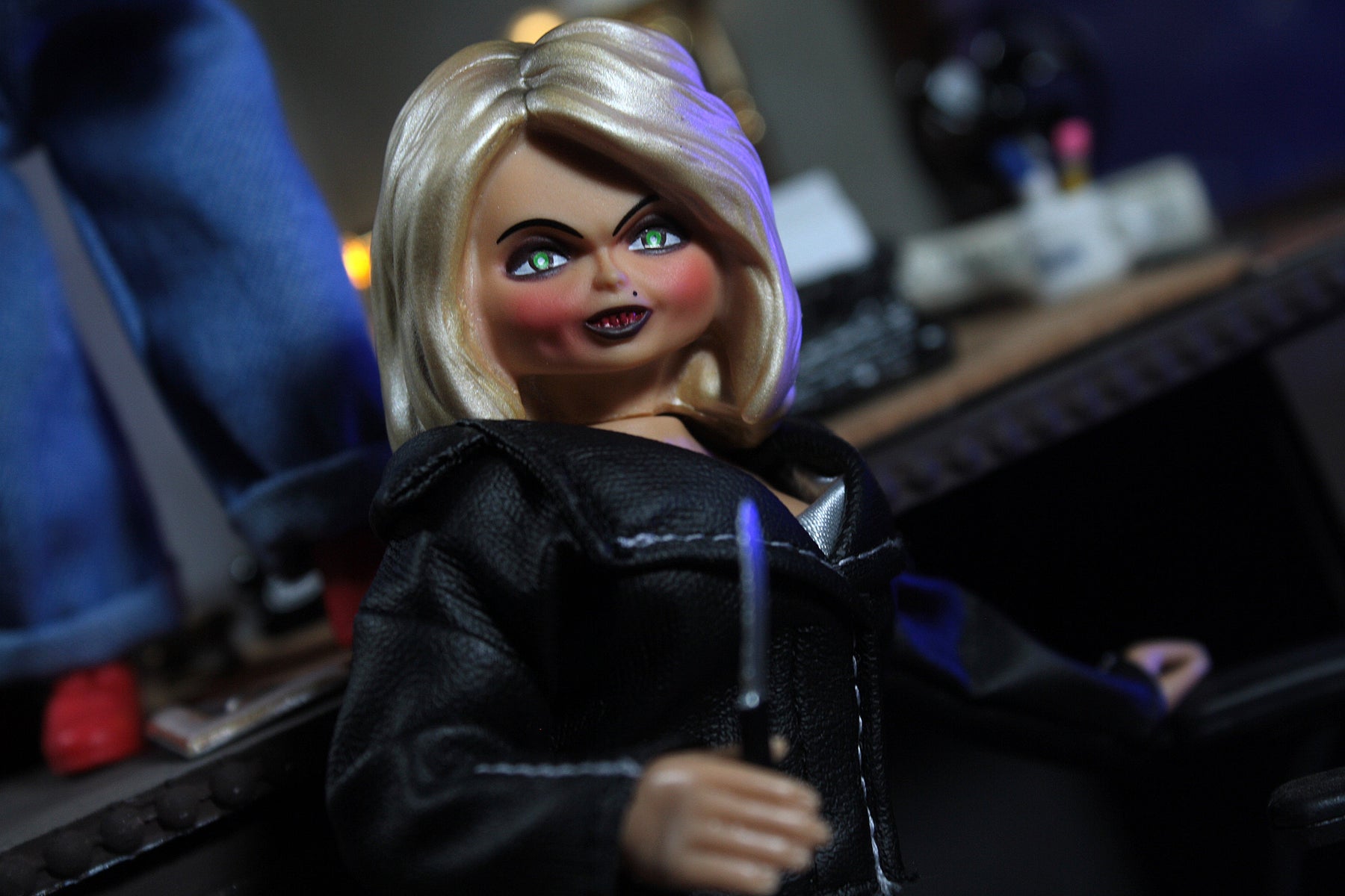Damaged Package Mego Horror Wave 14 - Bride of Chucky 8" Action Figure