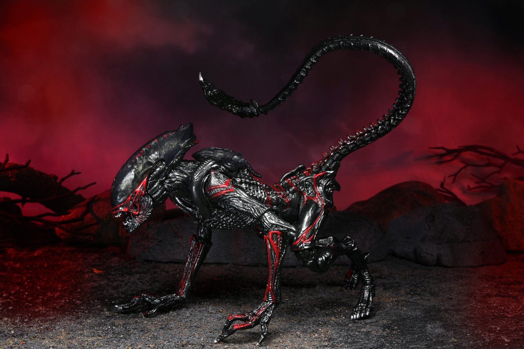NECA - Aliens - Ultimate Kenner Night Cougar Alien 7" Action Figure