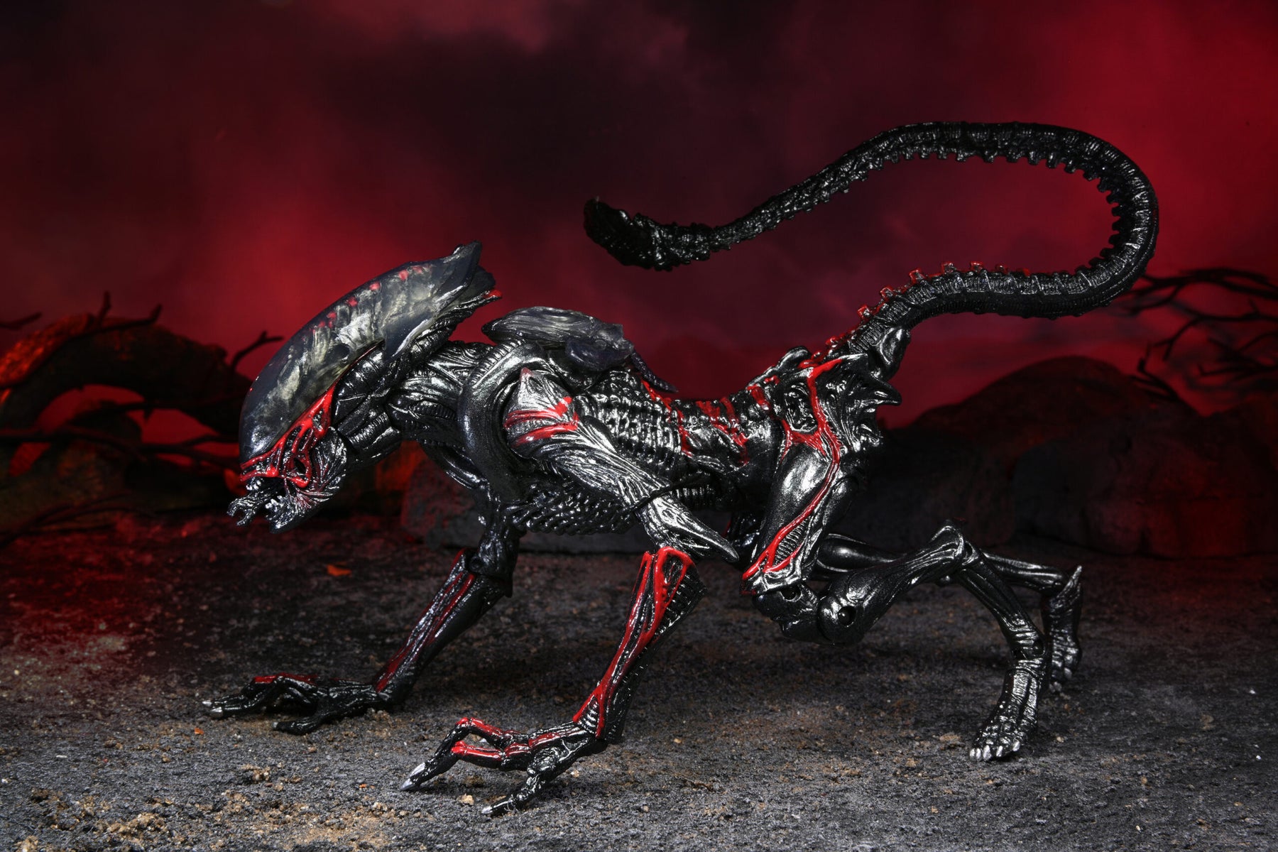 NECA - Aliens - Ultimate Kenner Night Cougar Alien 7" Action Figure