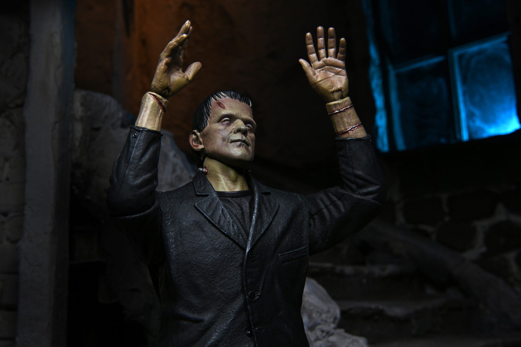 NECA - Universal Monsters - Ultimate Frankenstein's Monster (Color) 7" Action Figure - Zlc Collectibles