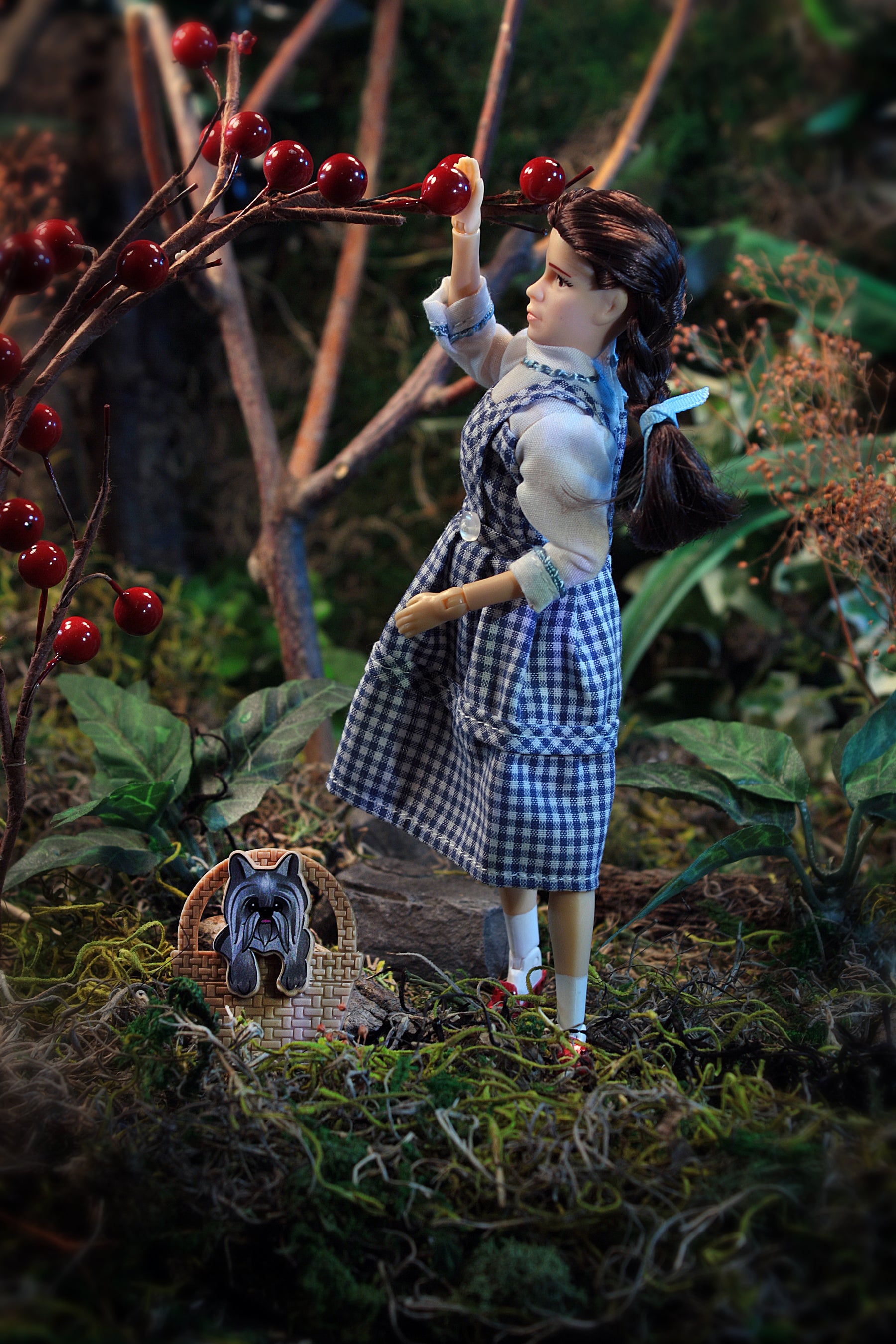 Mego Movies The Wizard of Oz - Dorothy 8" Action Figure