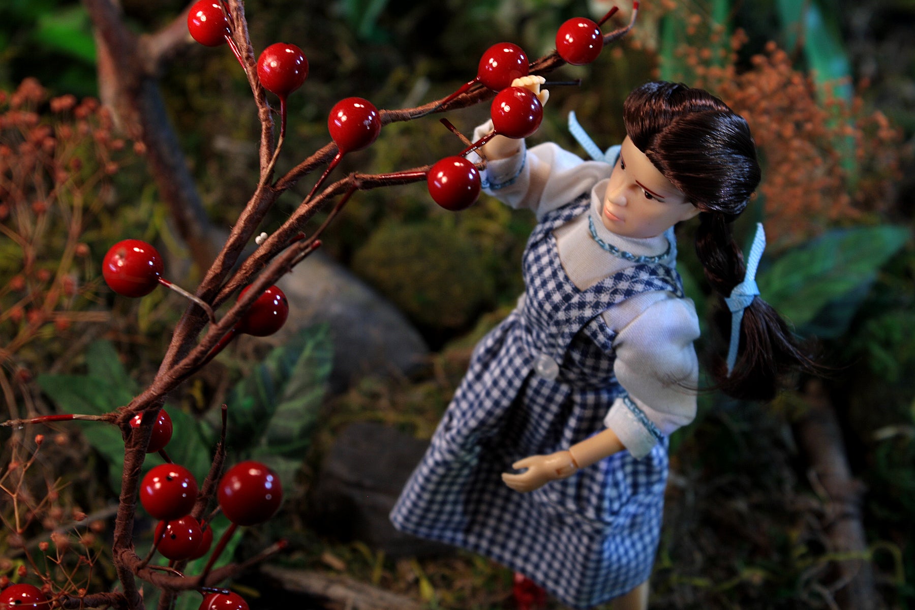 Mego Movies The Wizard of Oz - Dorothy 8" Action Figure