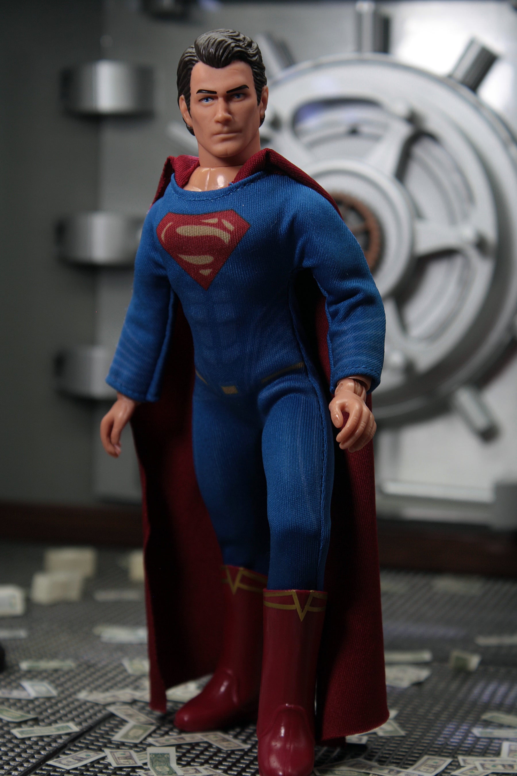 Mego DC Wave 14 - Henry Cavill Superman 8" Action Figure