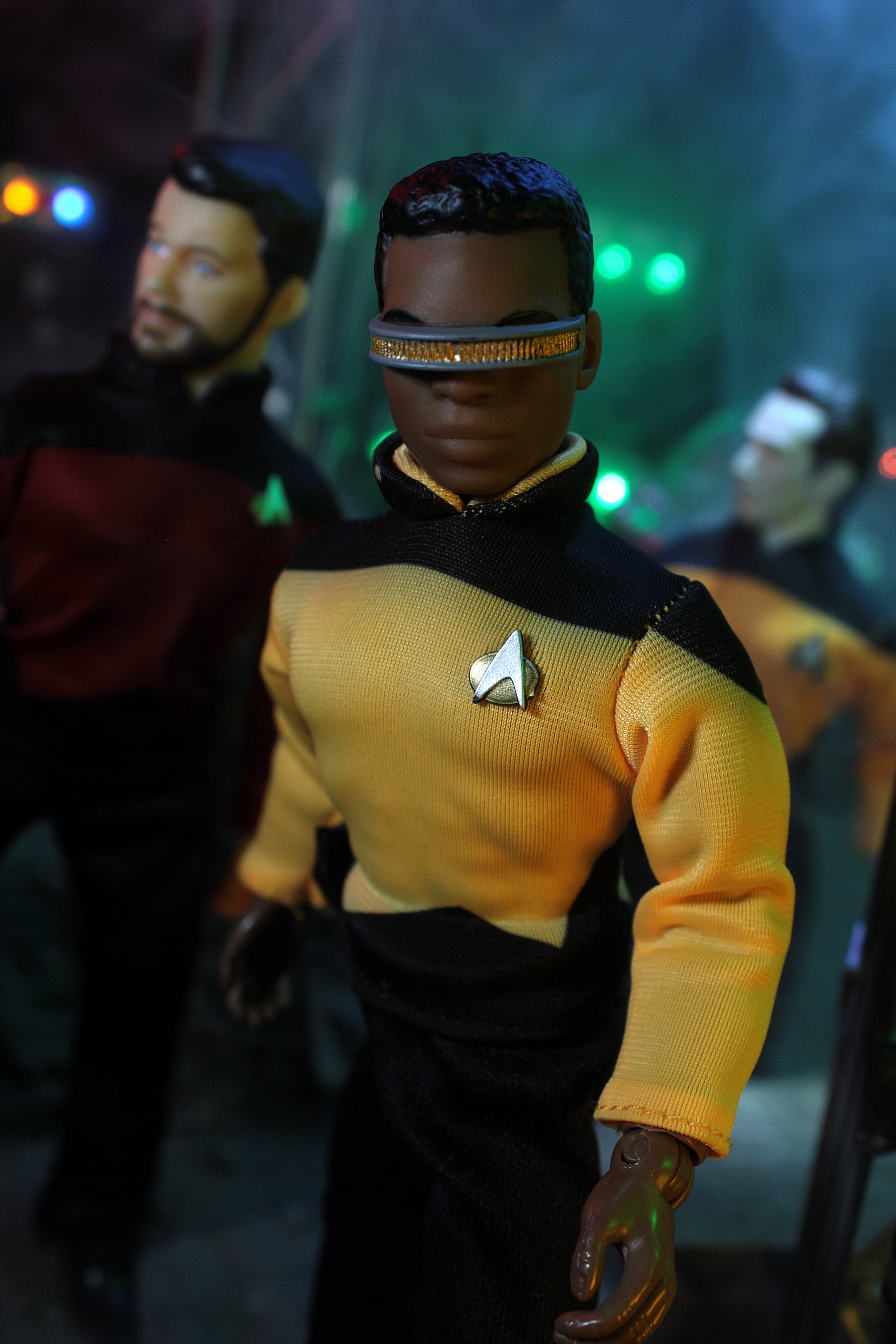 Mego Star Trek Wave 14 - La Forge 8" Action Figure (Pre-Order Ships Dec/Jan) - Zlc Collectibles