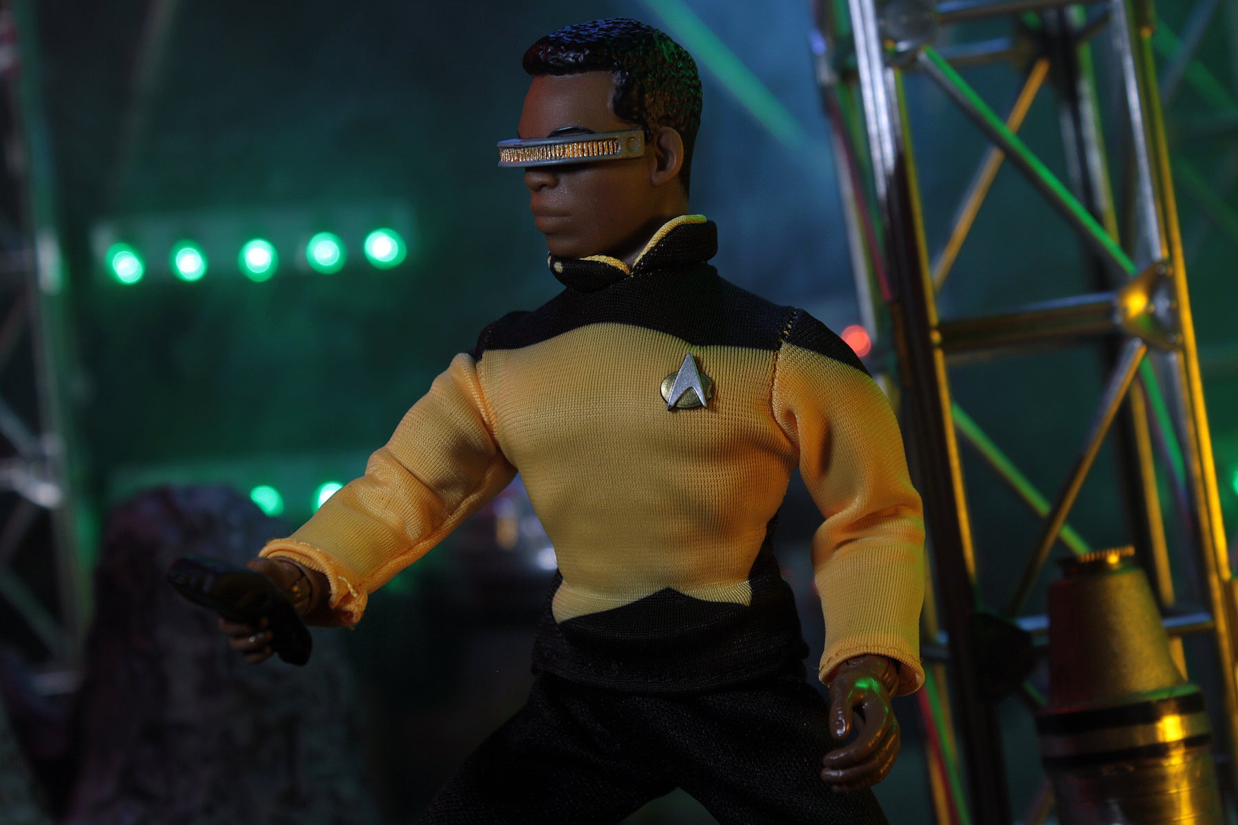Mego Star Trek Wave 14 - La Forge 8" Action Figure (Pre-Order Ships Dec/Jan) - Zlc Collectibles