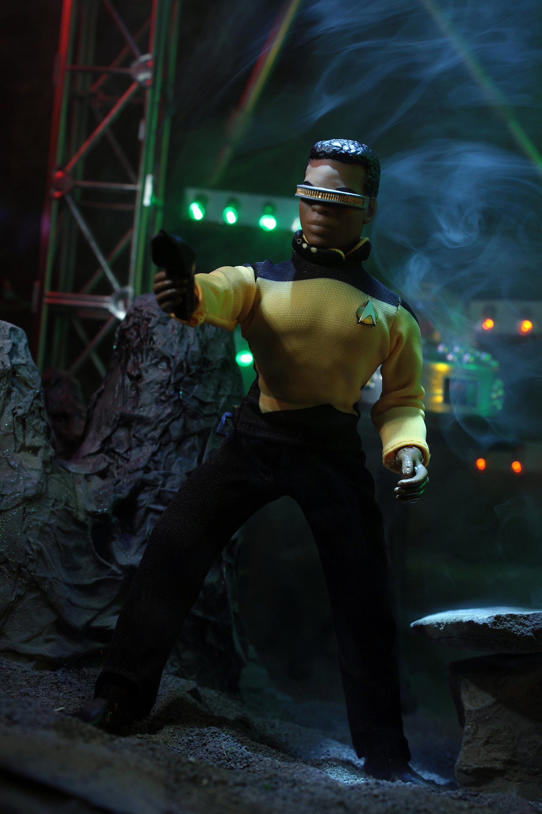 Mego Star Trek Wave 14 - La Forge 8" Action Figure