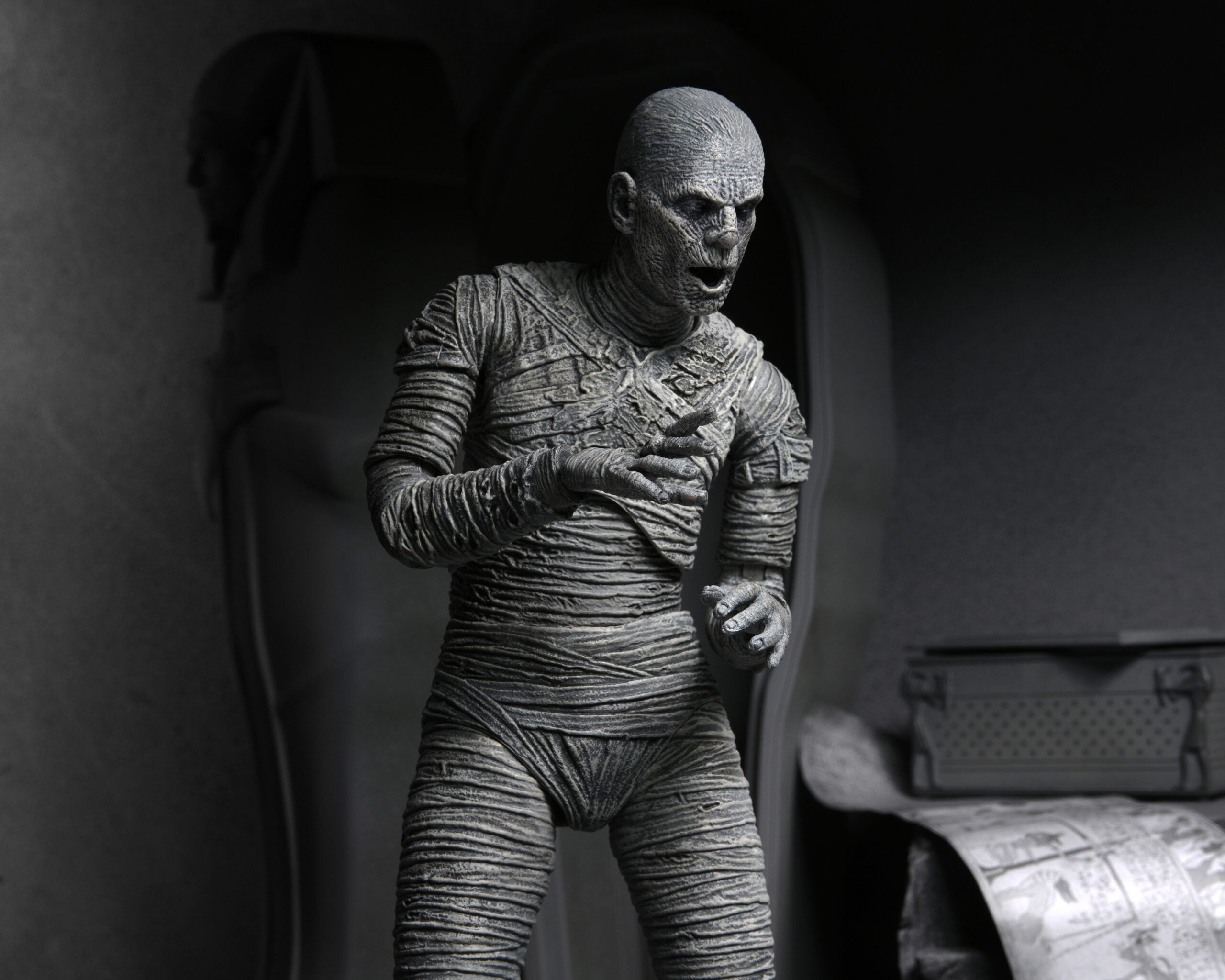 NECA - Universal Monsters - Ultimate Mummy (B&W) 7" Action Figure