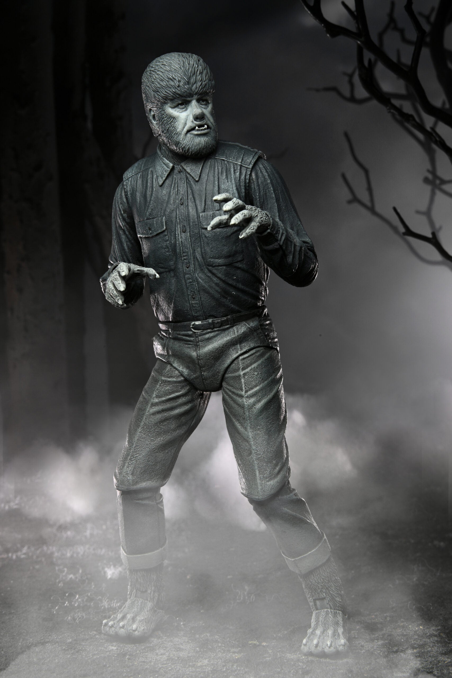 NECA - Universal Monsters - Ultimate Wolf Man (B&W) 7" Action Figure