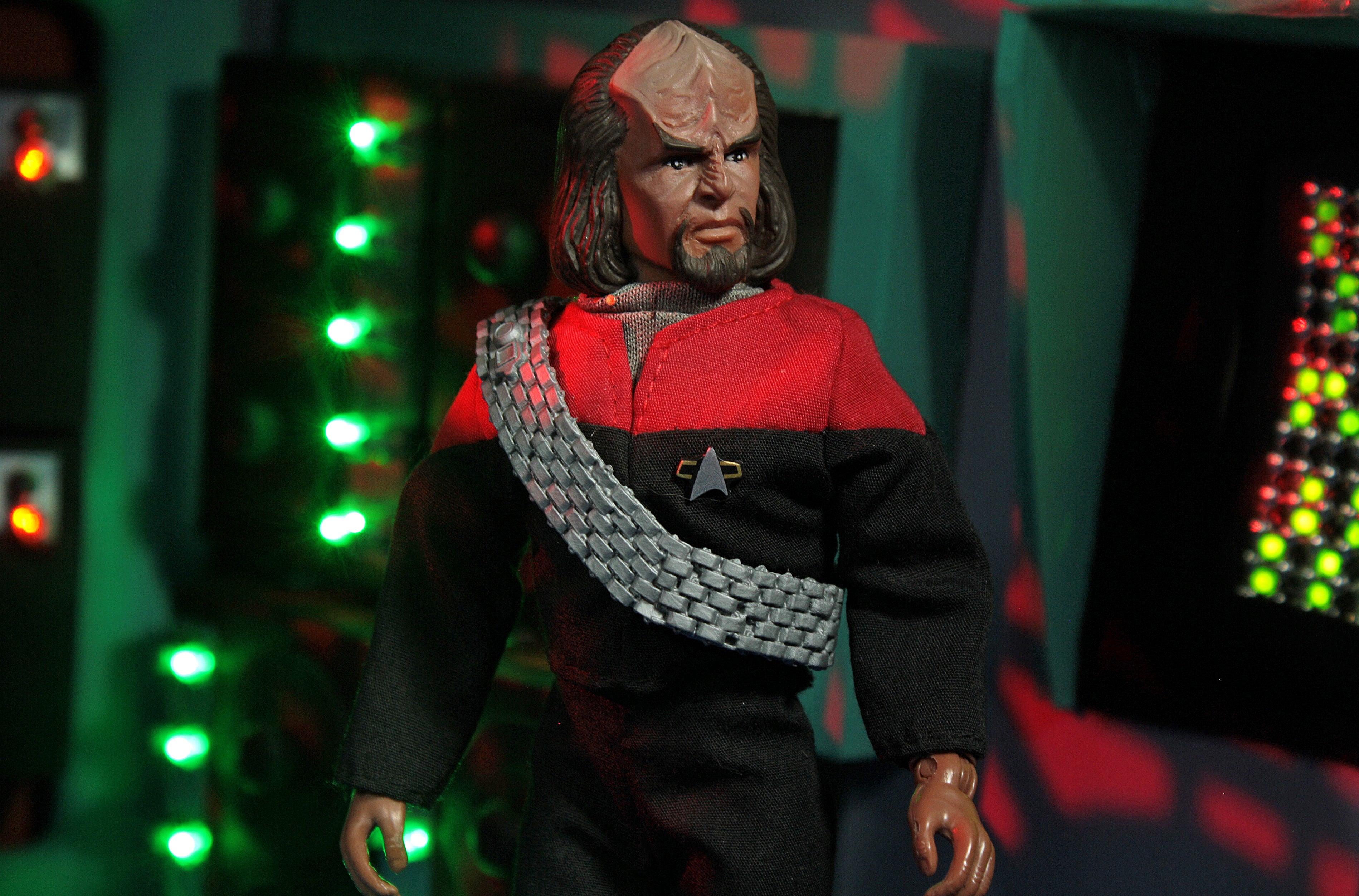 Mego Star Trek Wave 15 - Lieutenant Worf (Variant) 8" Action Figure